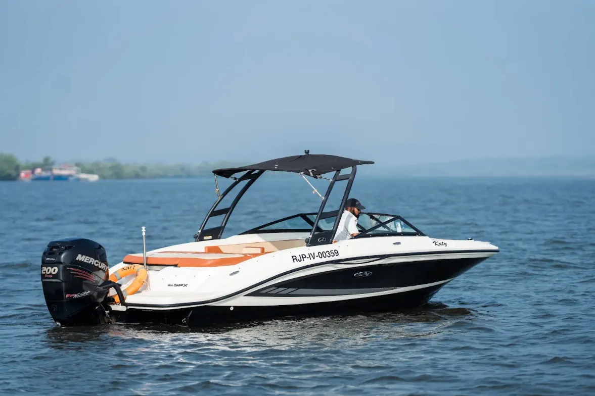 Sea Ray SPX 210 Katy — foto del yate n.º 4