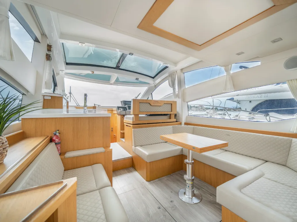 Galeon 430 Skydeck BELLAGIO — yachtbillede 3