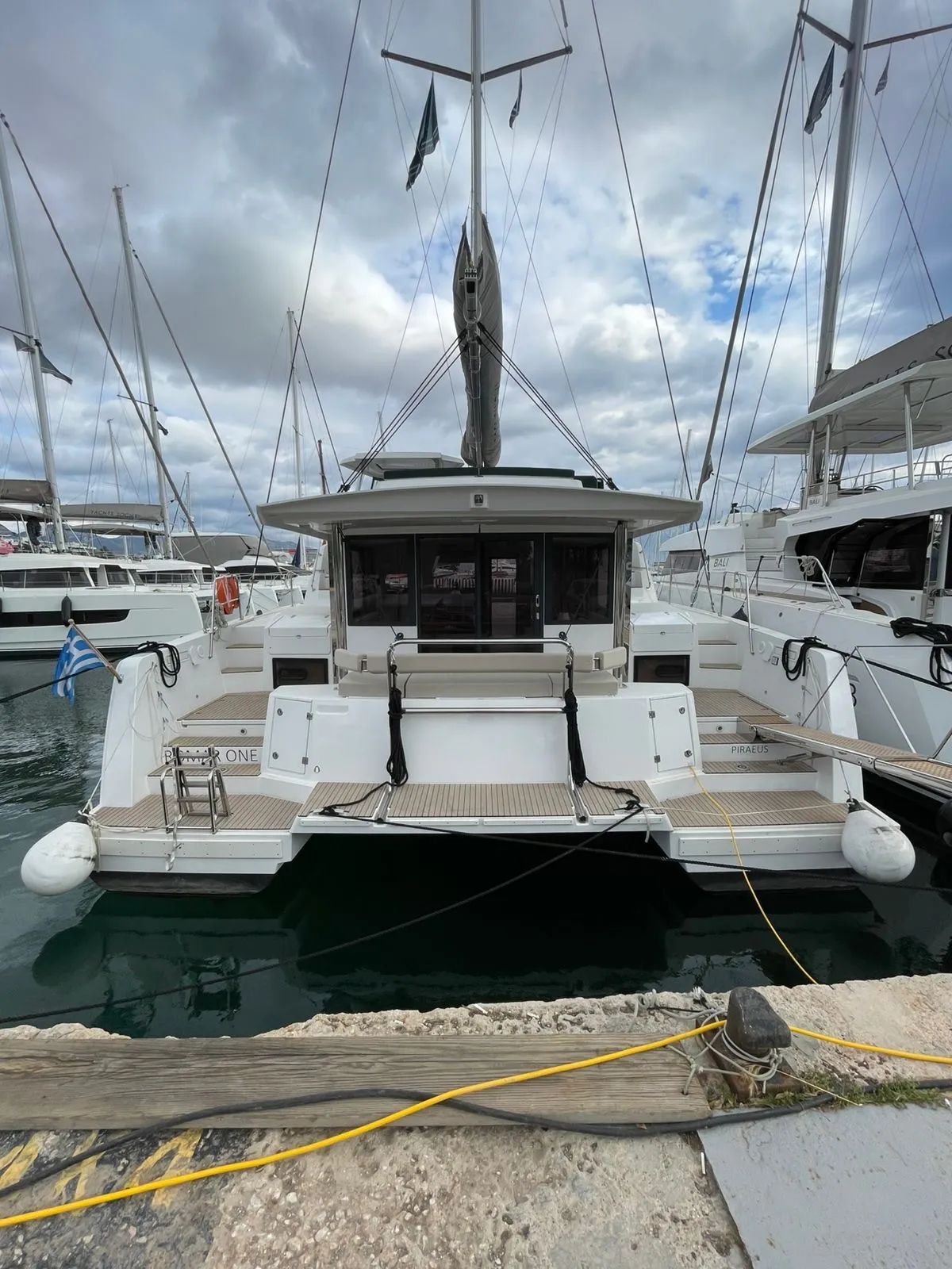 Bali 4.4 Romar One — фотография яхты 16