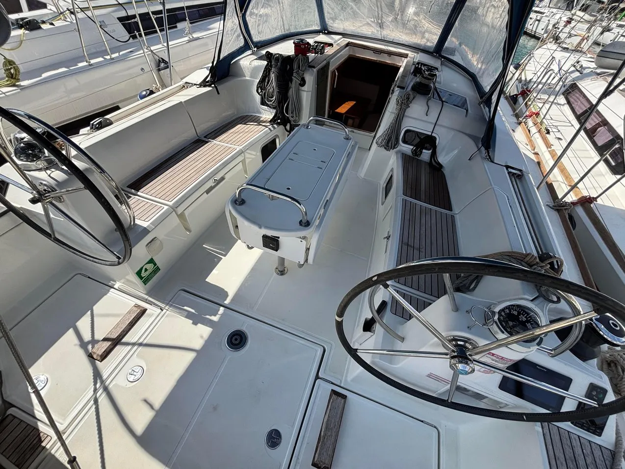 Sun Odyssey 479 Moonlight — фотография яхты 12