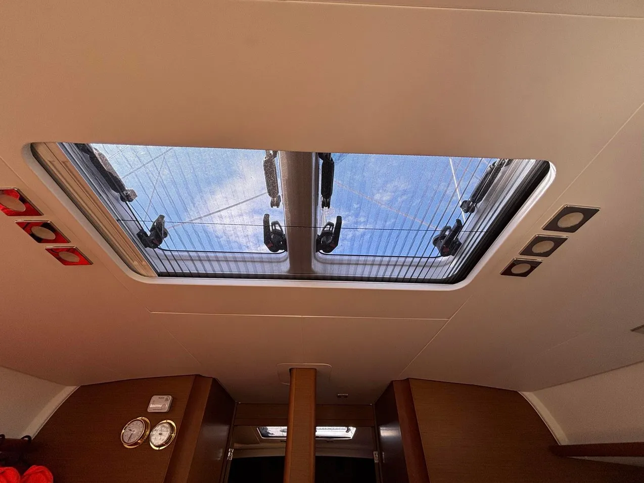 Sun Odyssey 479 Moonlight — фотография яхты 17