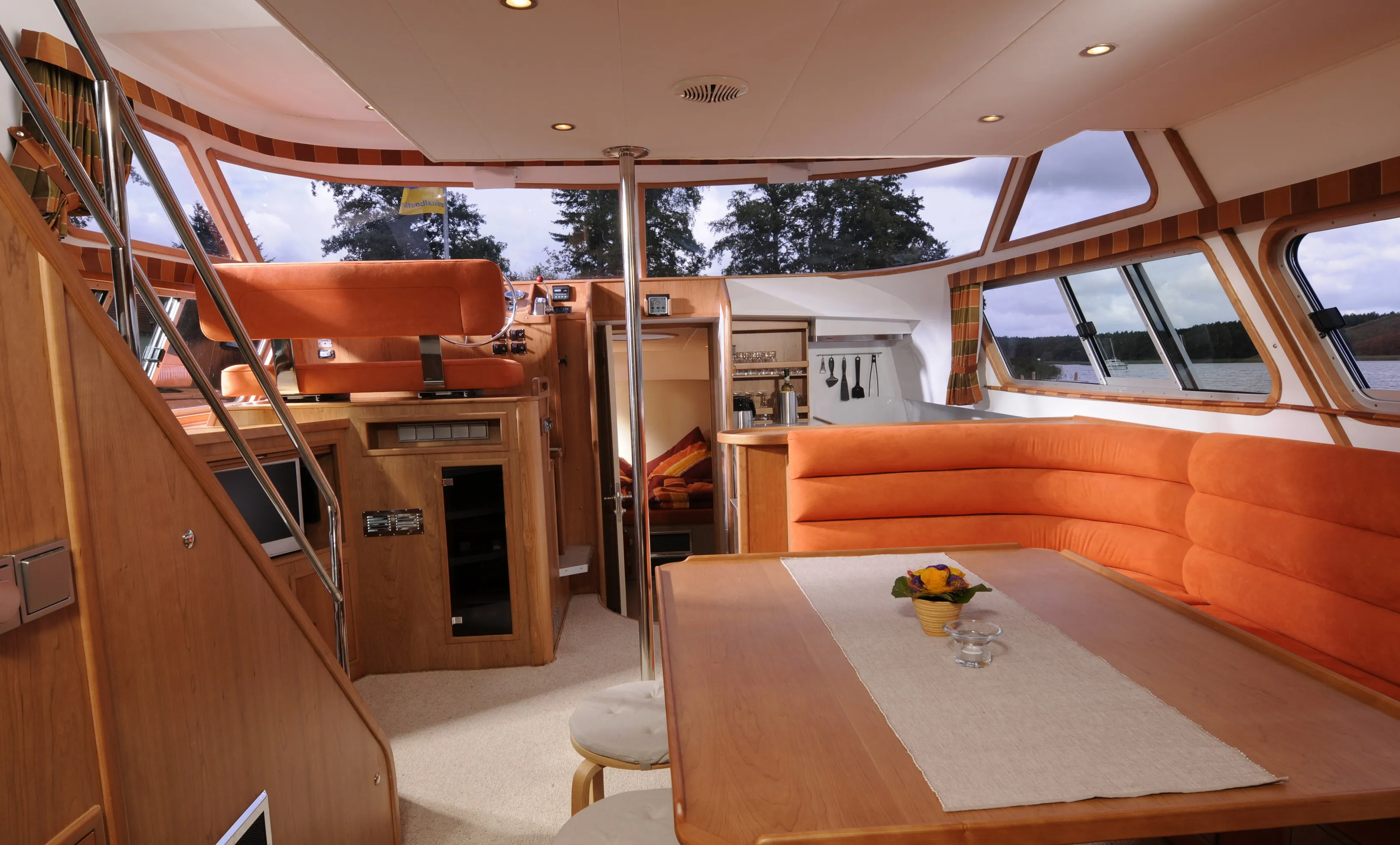 Europa E.700 Cruiser Premium 6 Pers. — fotografia jachty 3