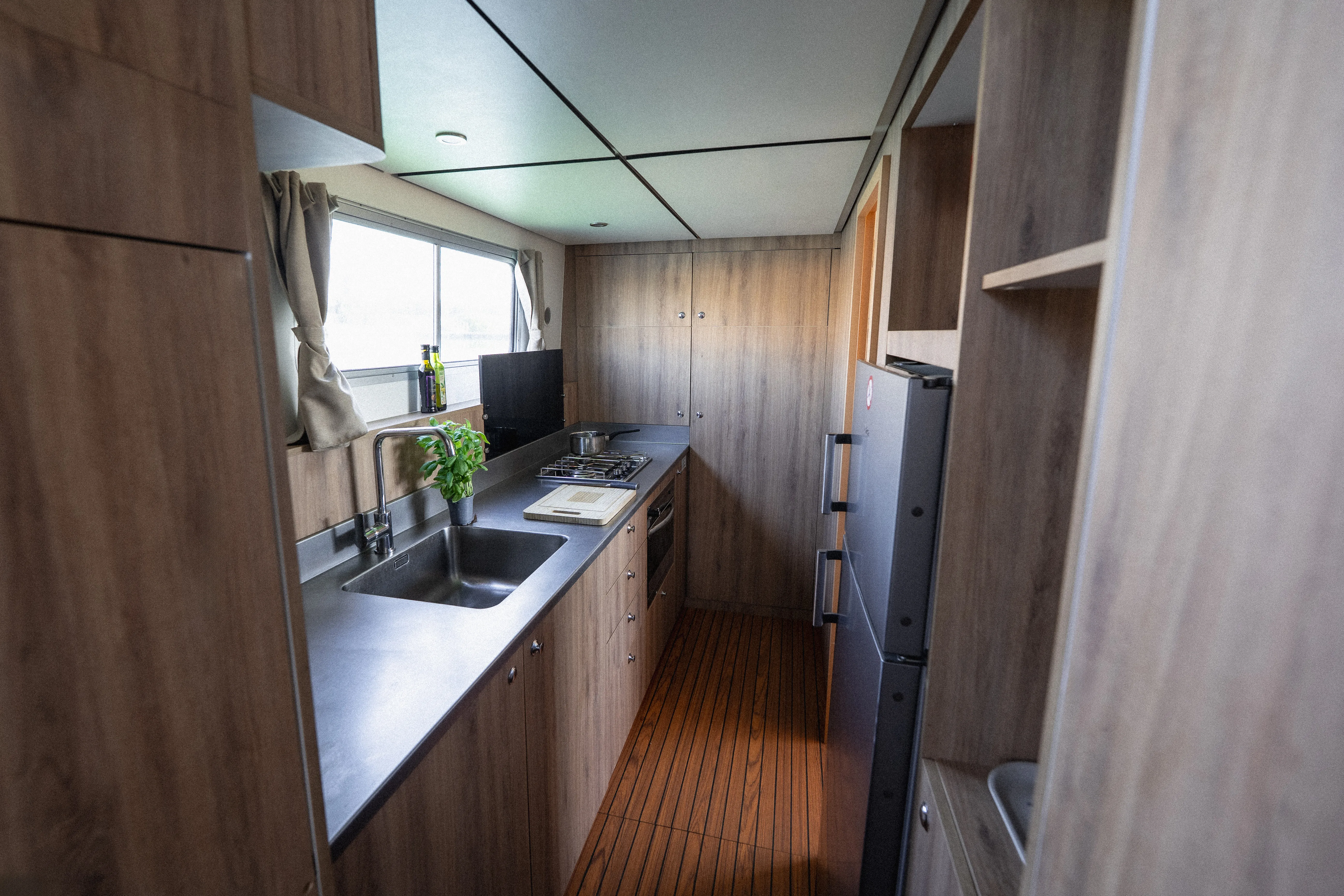 Pénichette Neo Pénichette Premium+ 6 Pers. — yacht photo 2