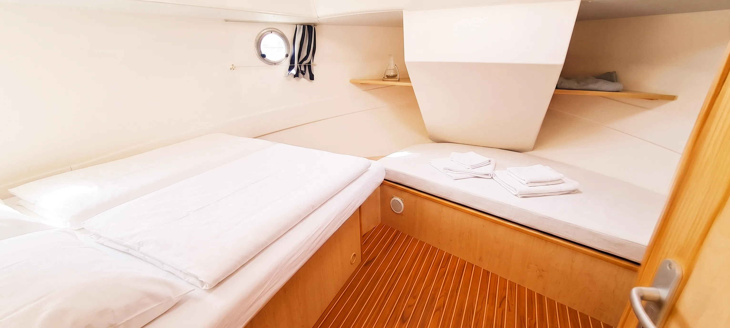 Tarpon 32 Cruiser Premium 4/6 Pers. — jahtikuva 5