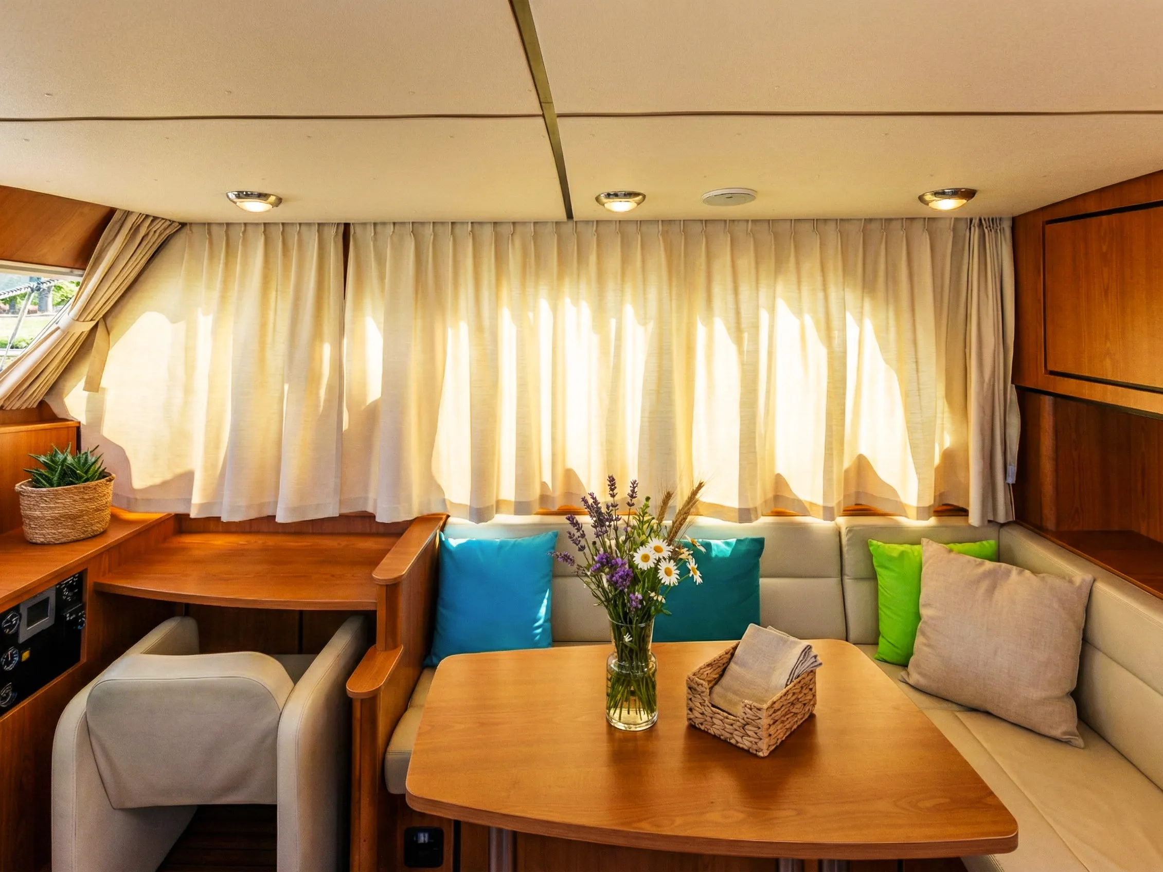 Linssen Grand Sturdy 34.9 Cruiser Premium Steel 4/6 Pers. — jahtikuva 2