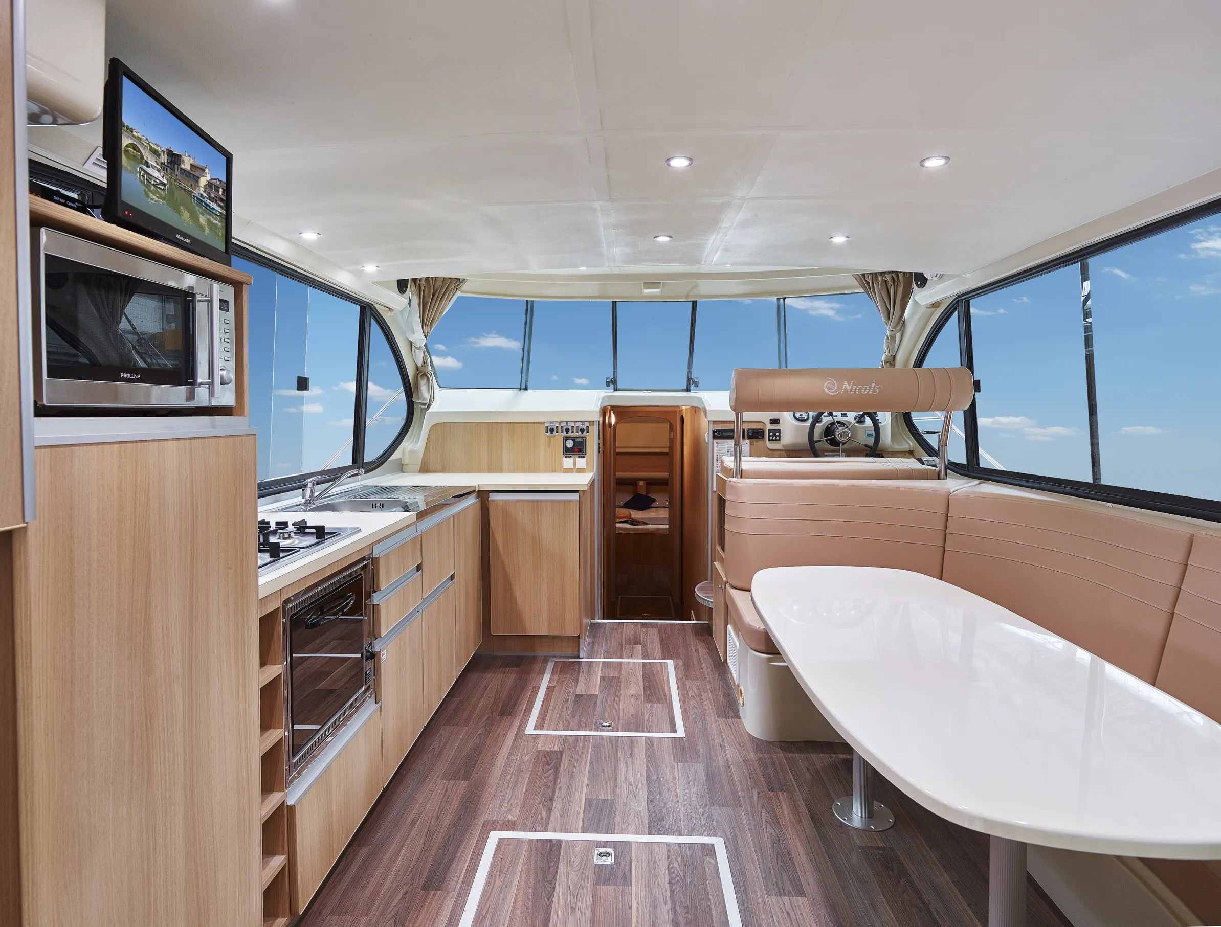 Nicols Estivale Sixto Prestige C Cruiser Premium 4/6 Pers. — foto dello yacht n. 2