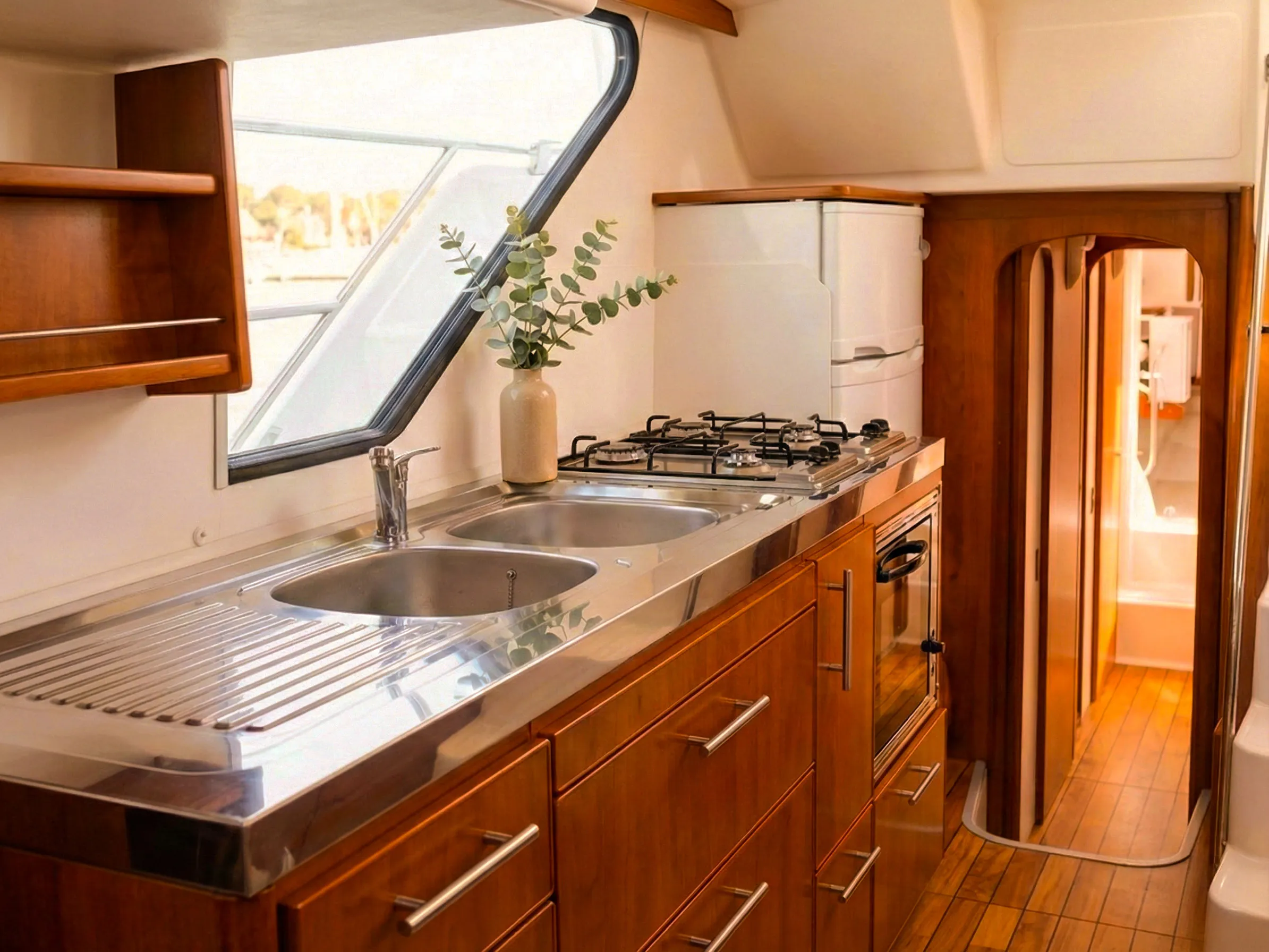 Nicols Confort 1350 Cruiser Comfort XL 8/10 Pers. — yacht photo 3