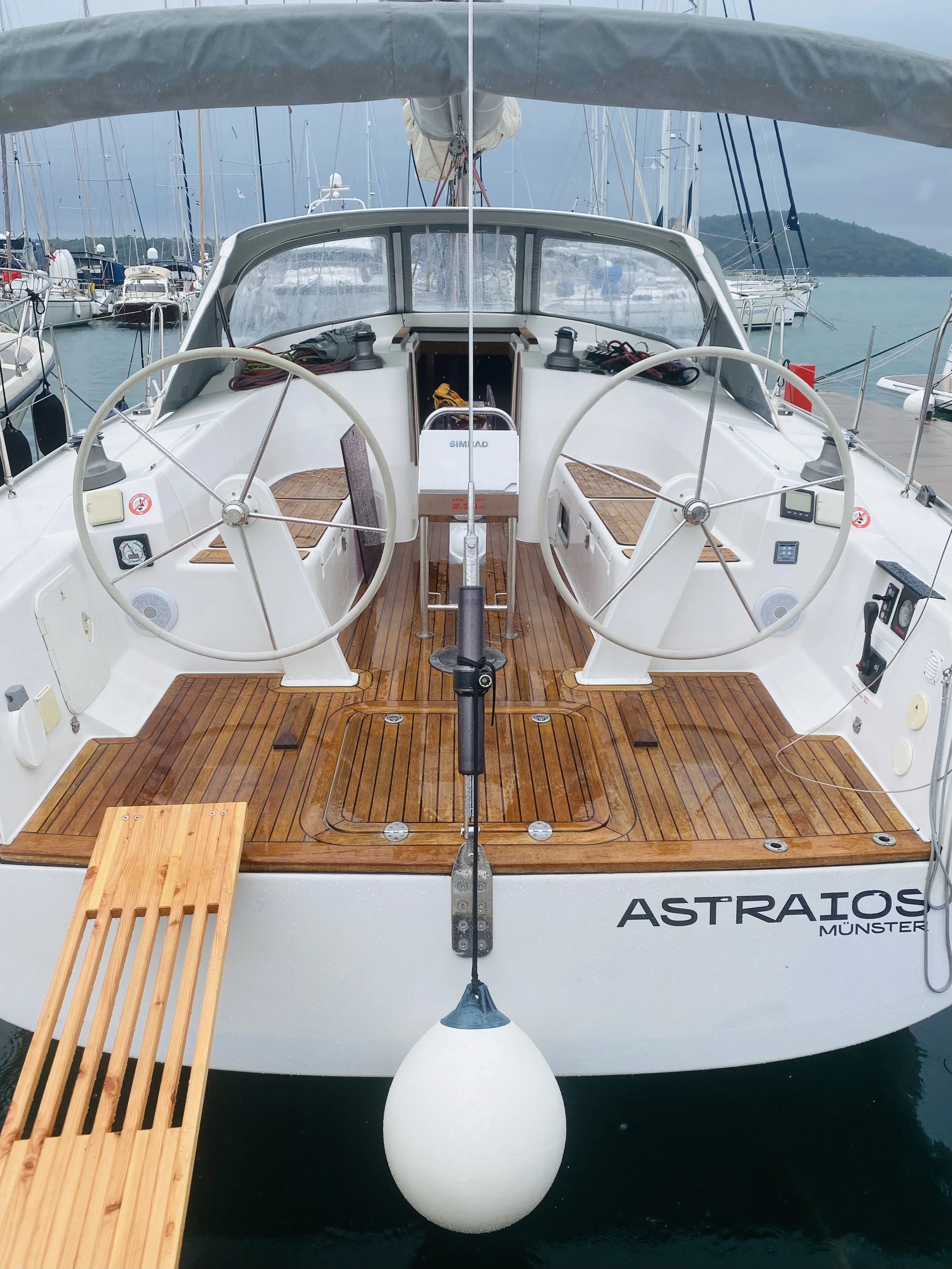 Hanse 430e Performance Cruiser — фотография яхты 14