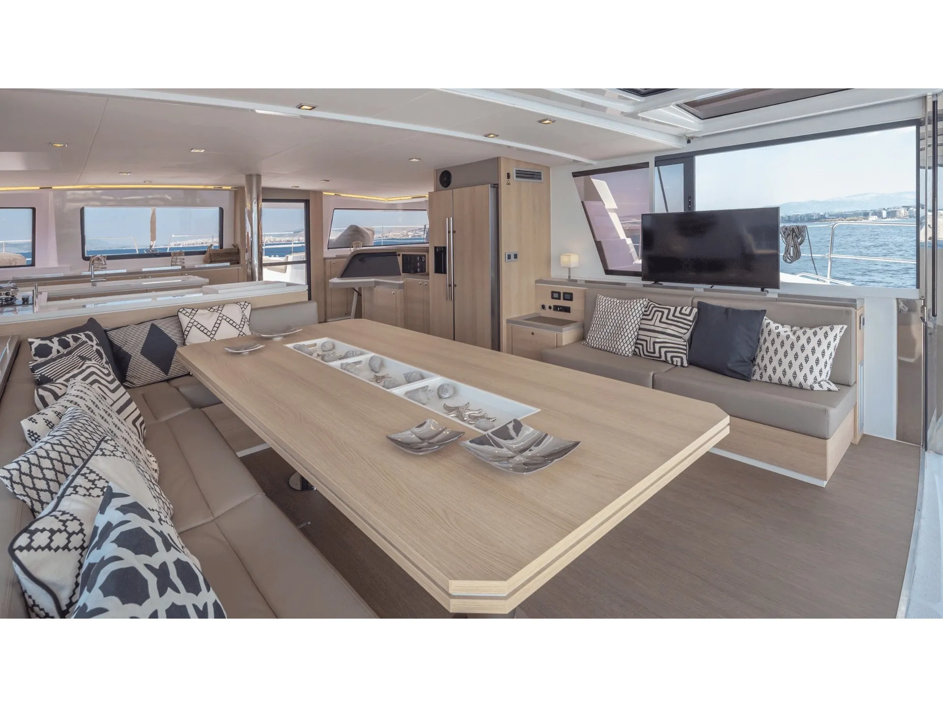 Bali 5.4 License To Chill — foto dello yacht n. 3
