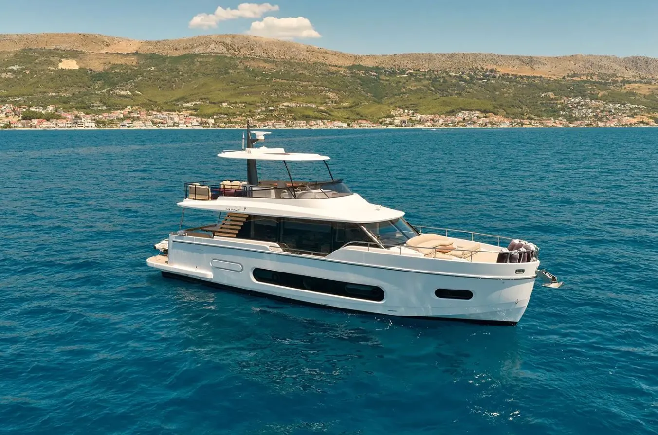 Azimut Magellano 60 Amparito XIII — yacht photo 22