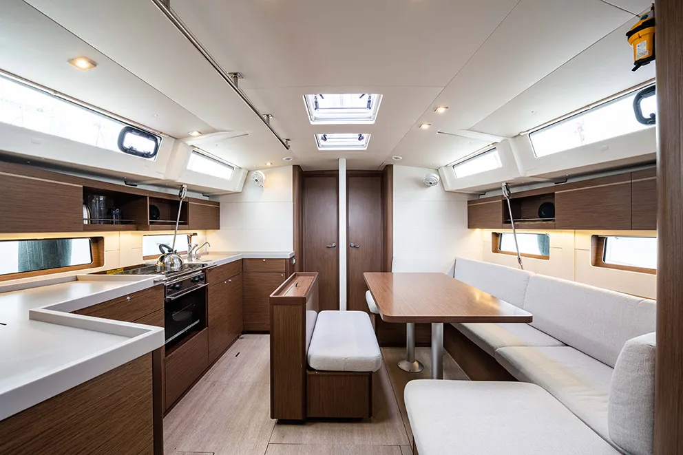 Oceanis 46.1 Esperanza — фотография яхты 5