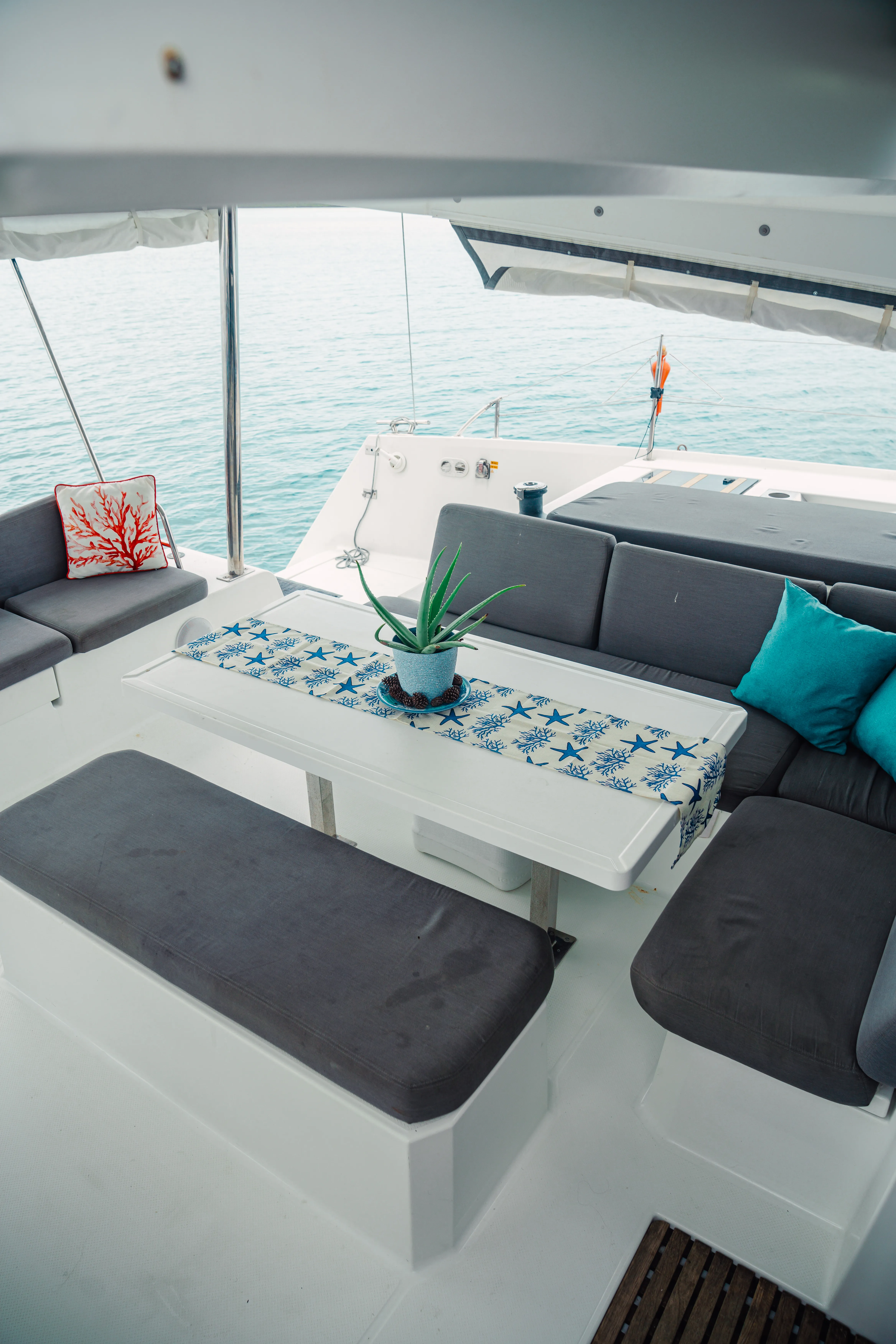Elba 45 Batamaran — foto dello yacht n. 6