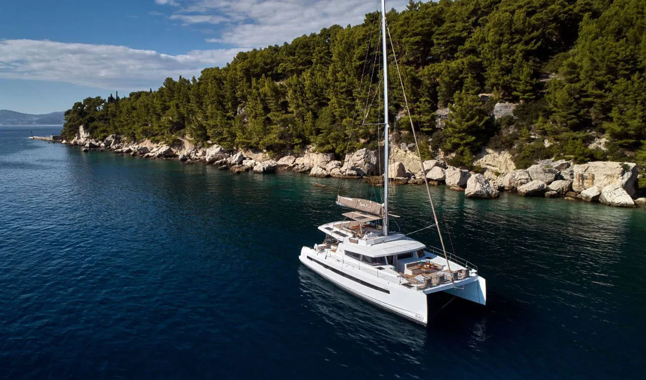 Bali 5.4 La Grande Bellezza — yacht photo 17