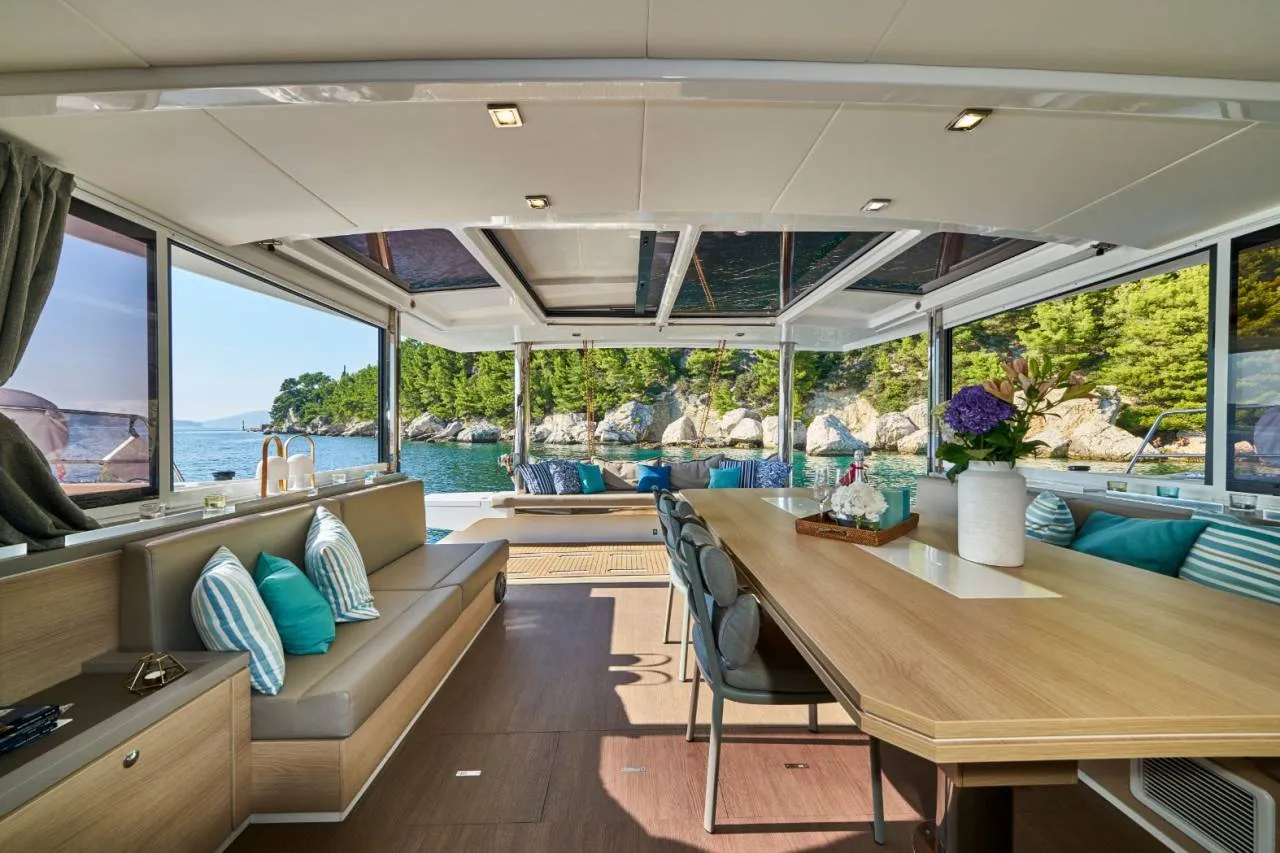 Bali 5.4 La Grande Bellezza — yacht photo 16