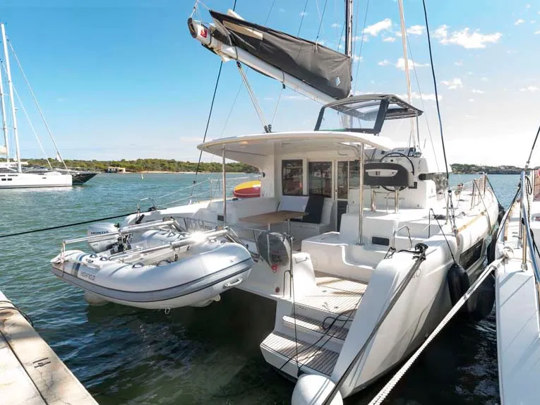 Lagoon 40 Laurelli — yacht photo 1