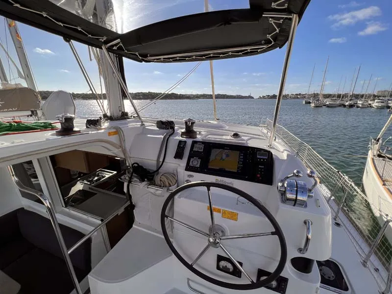 Lagoon 40 Laurelli — yacht photo 11