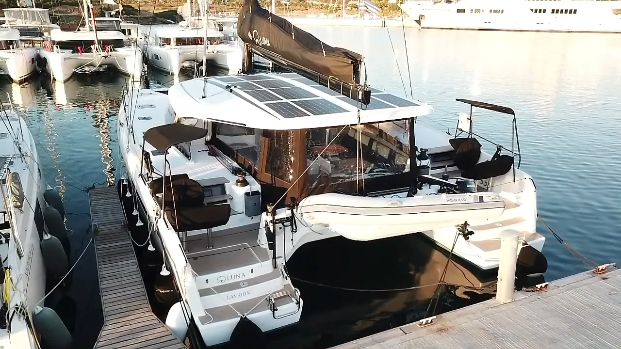 Nautitech 48 Open Luna — фотография яхты 37