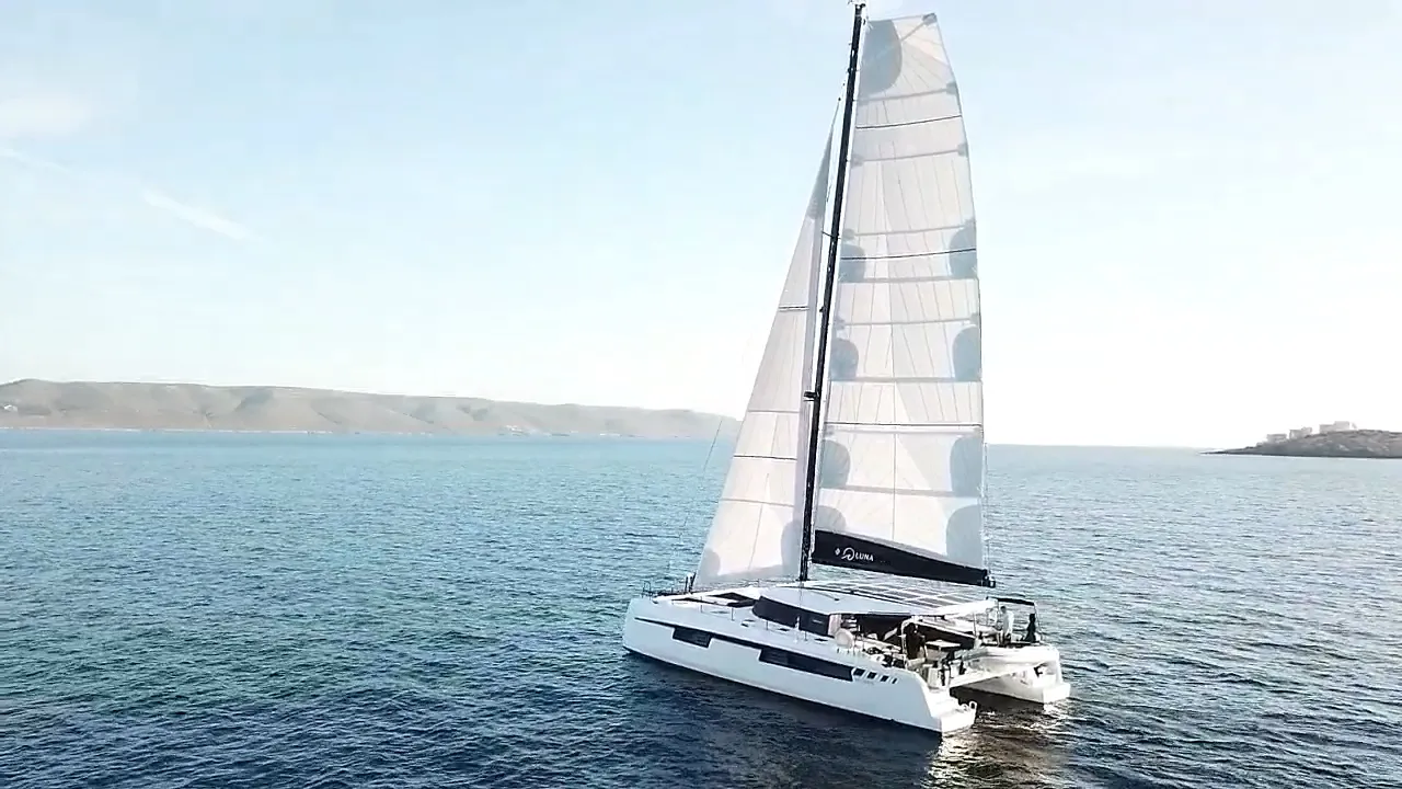 Nautitech 48 Open Luna — фотография яхты 7
