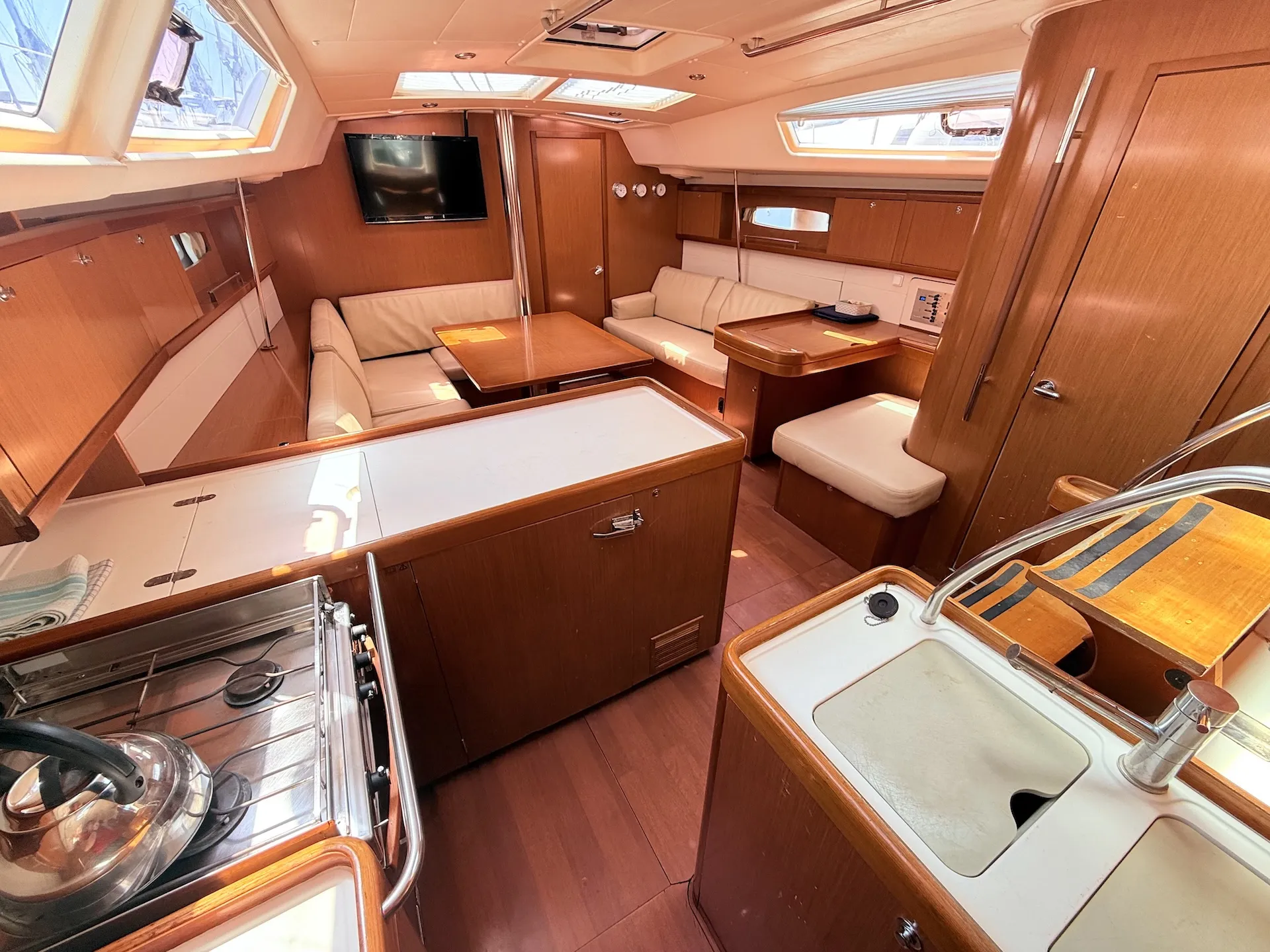 Oceanis 46 Juliette — jahtikuva 4