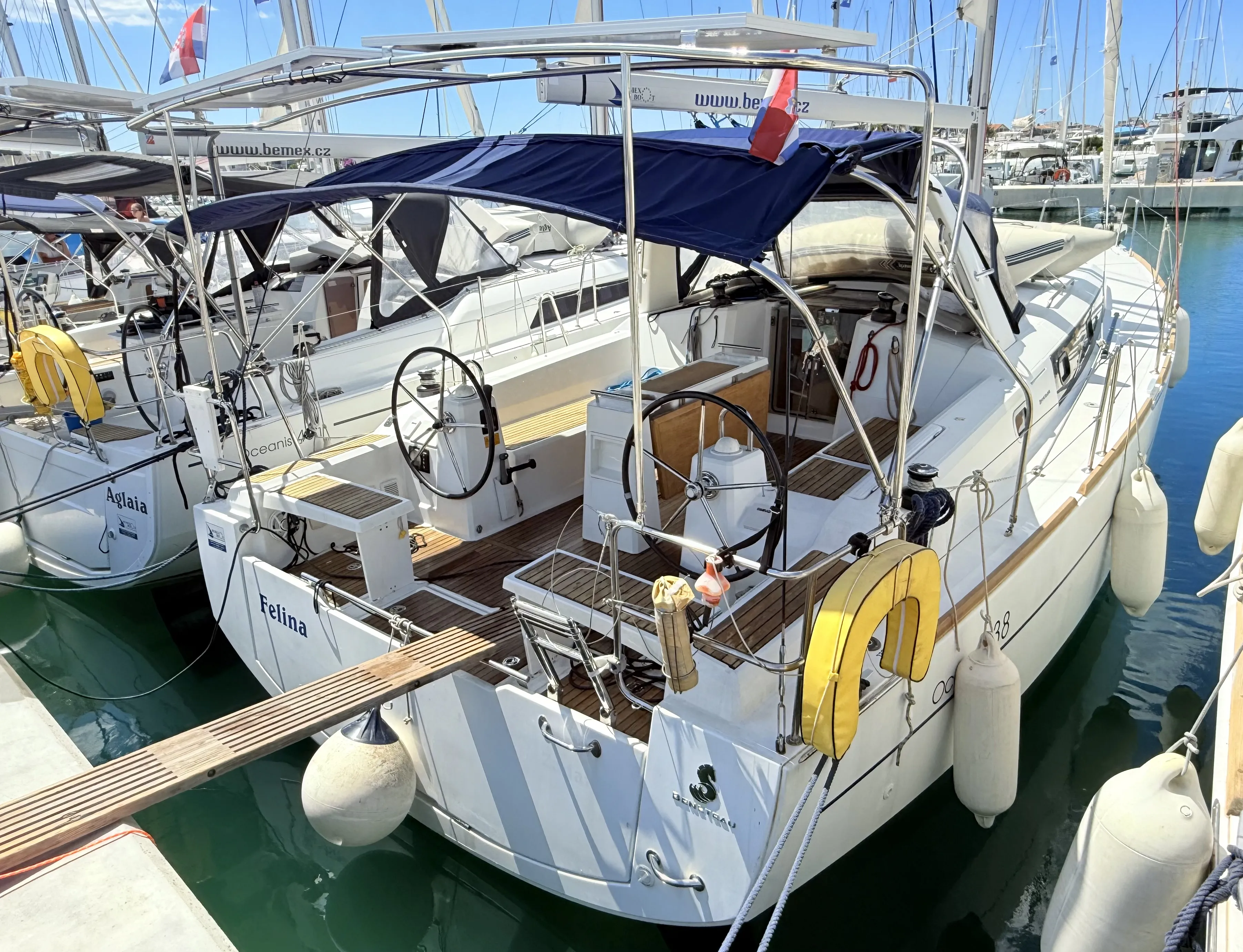 Oceanis 38 Felina — foto dello yacht n. 10