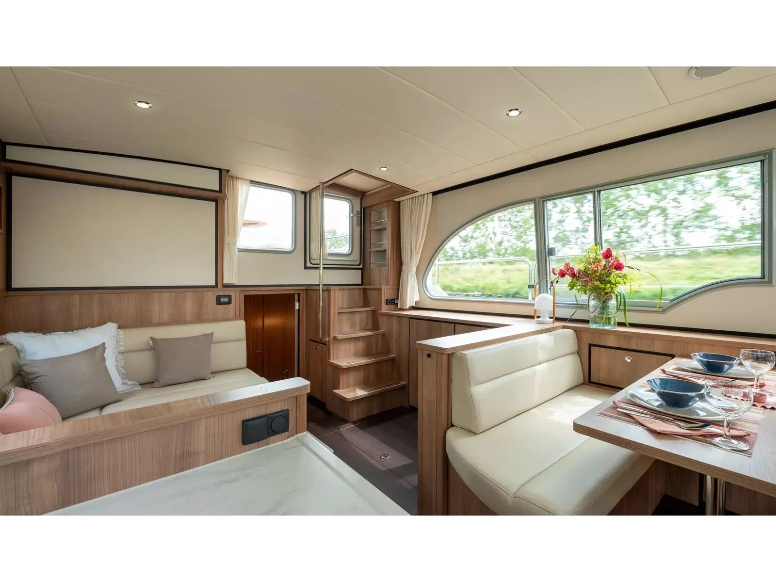 Linssen Grand Sturdy 40.0 AC Lola II — yacht photo 3