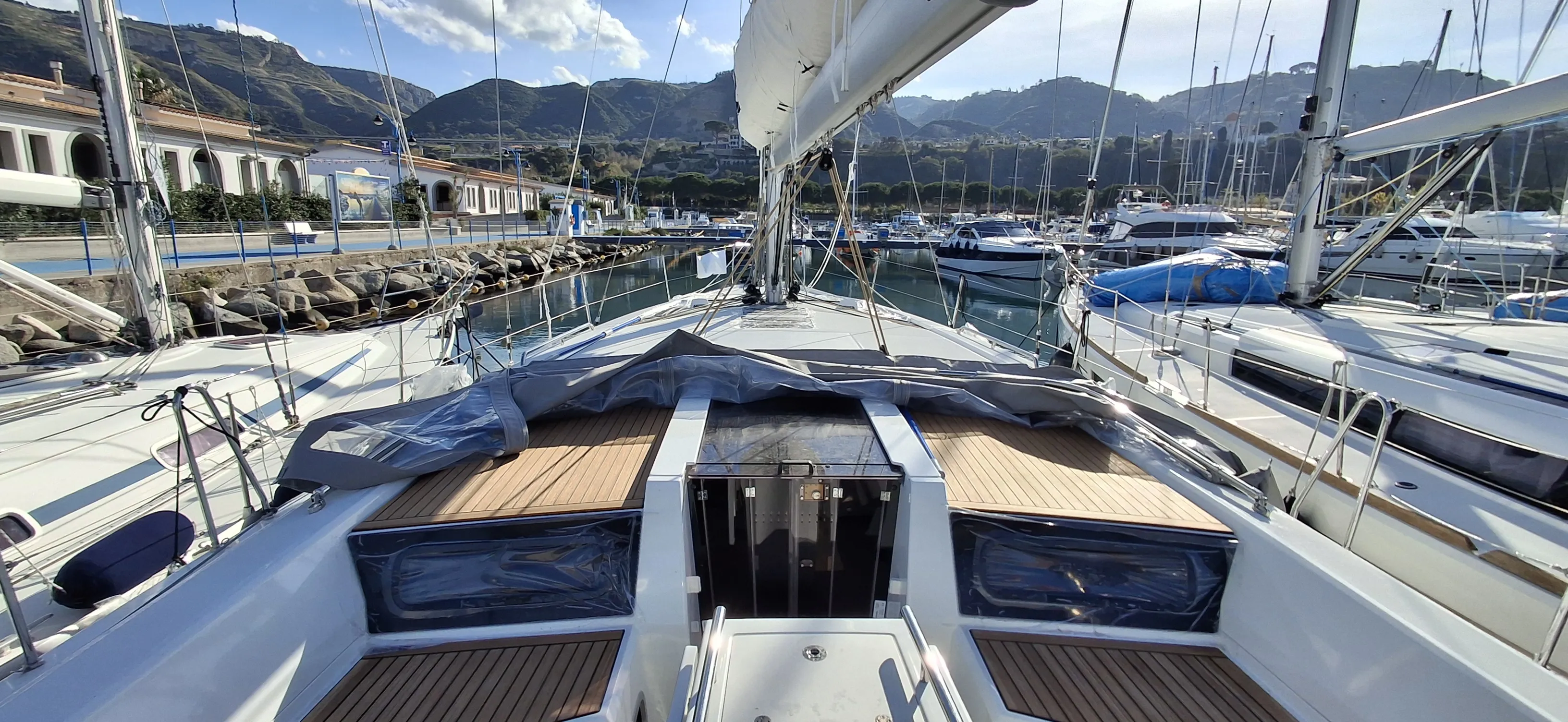 Oceanis 46.1 Premium — yacht photo 7