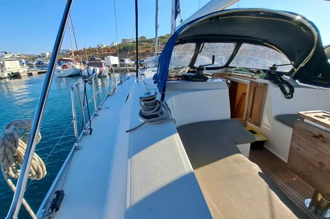 Bavaria Cruiser 46 Amore — фотография яхты 2