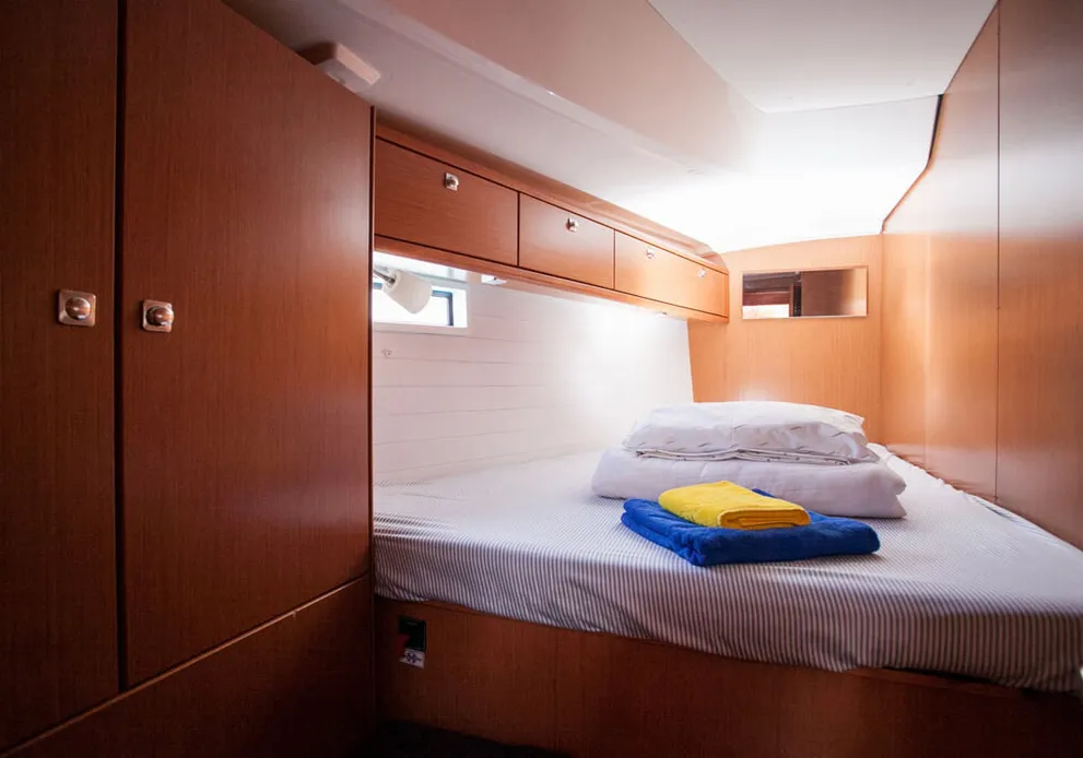 Bavaria Cruiser 46 Amore — фотография яхты 6