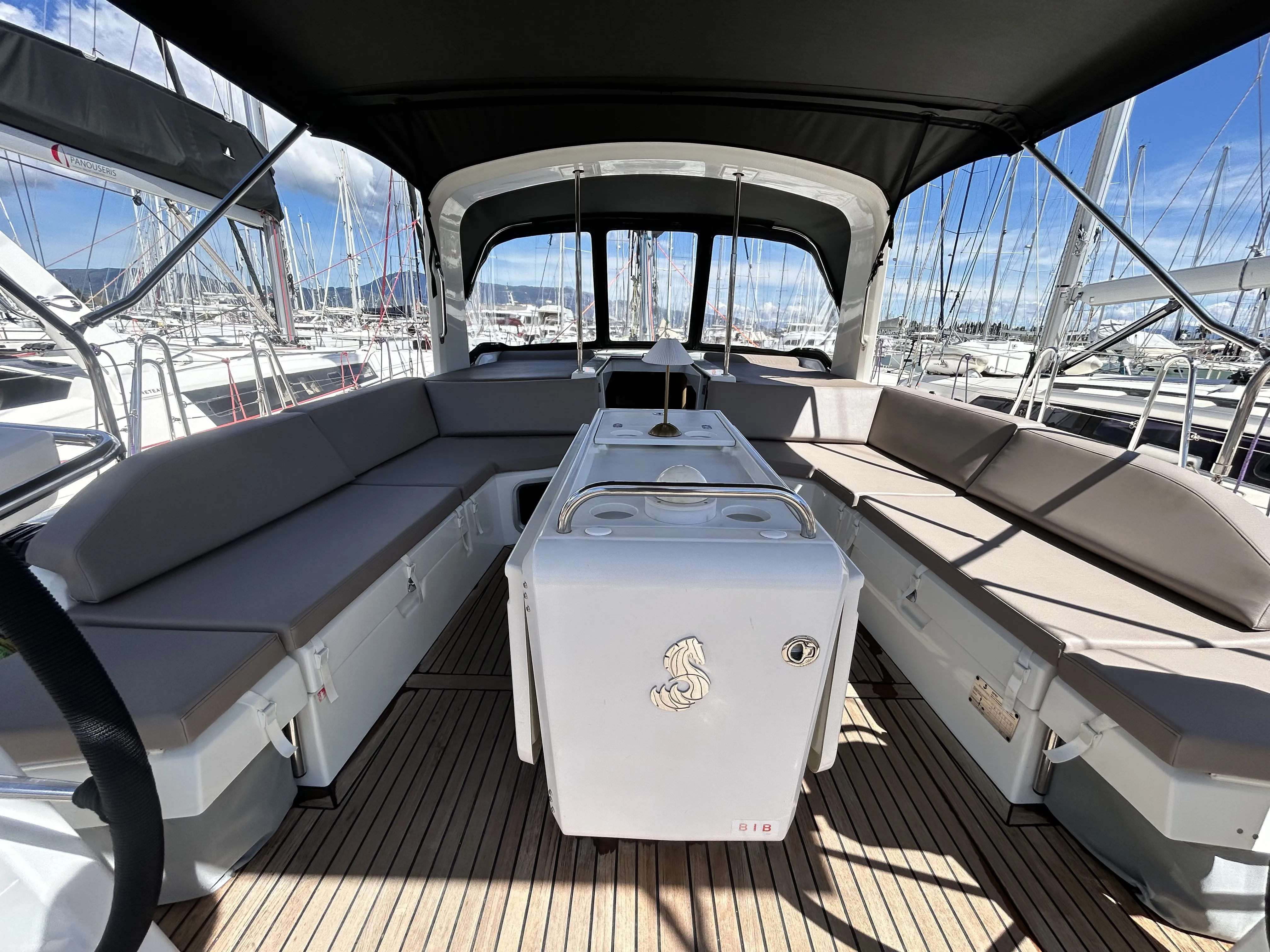 Oceanis 51.1 Barracuda (Refit 2026 - A/C - Generator - Electric Heads - 12 Pax) — yacht photo 9