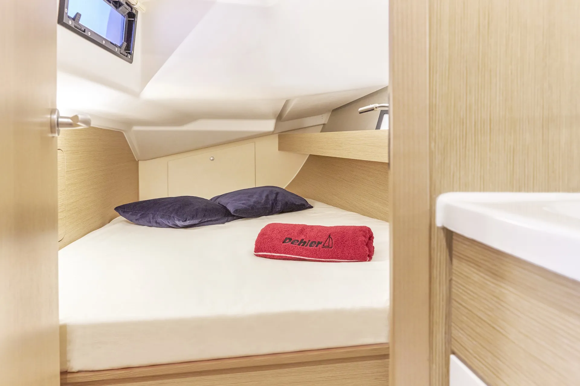Dehler 38 Forest Gump — yacht photo 13