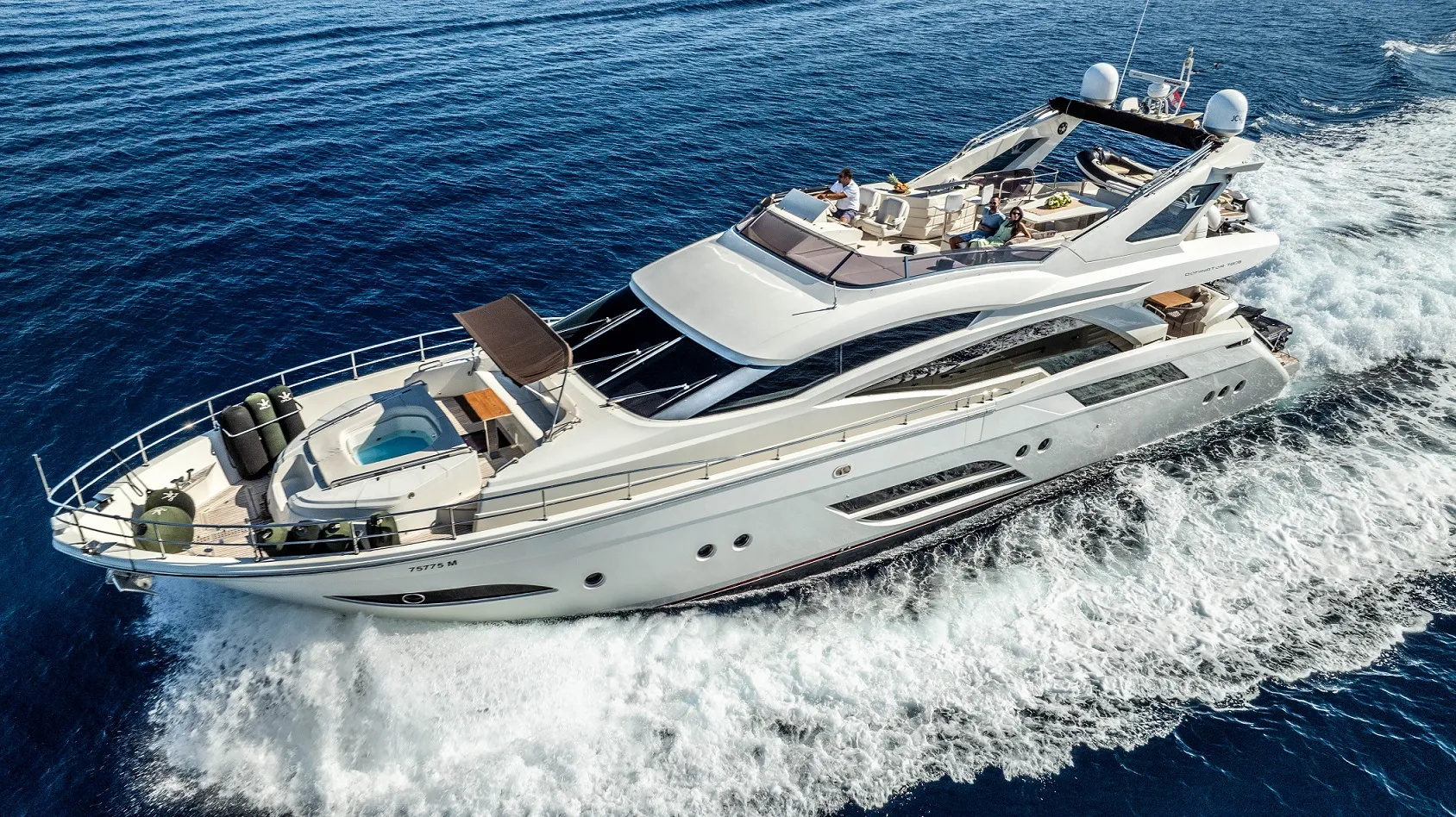 Dominator 780S Dalia — фотография яхты 16