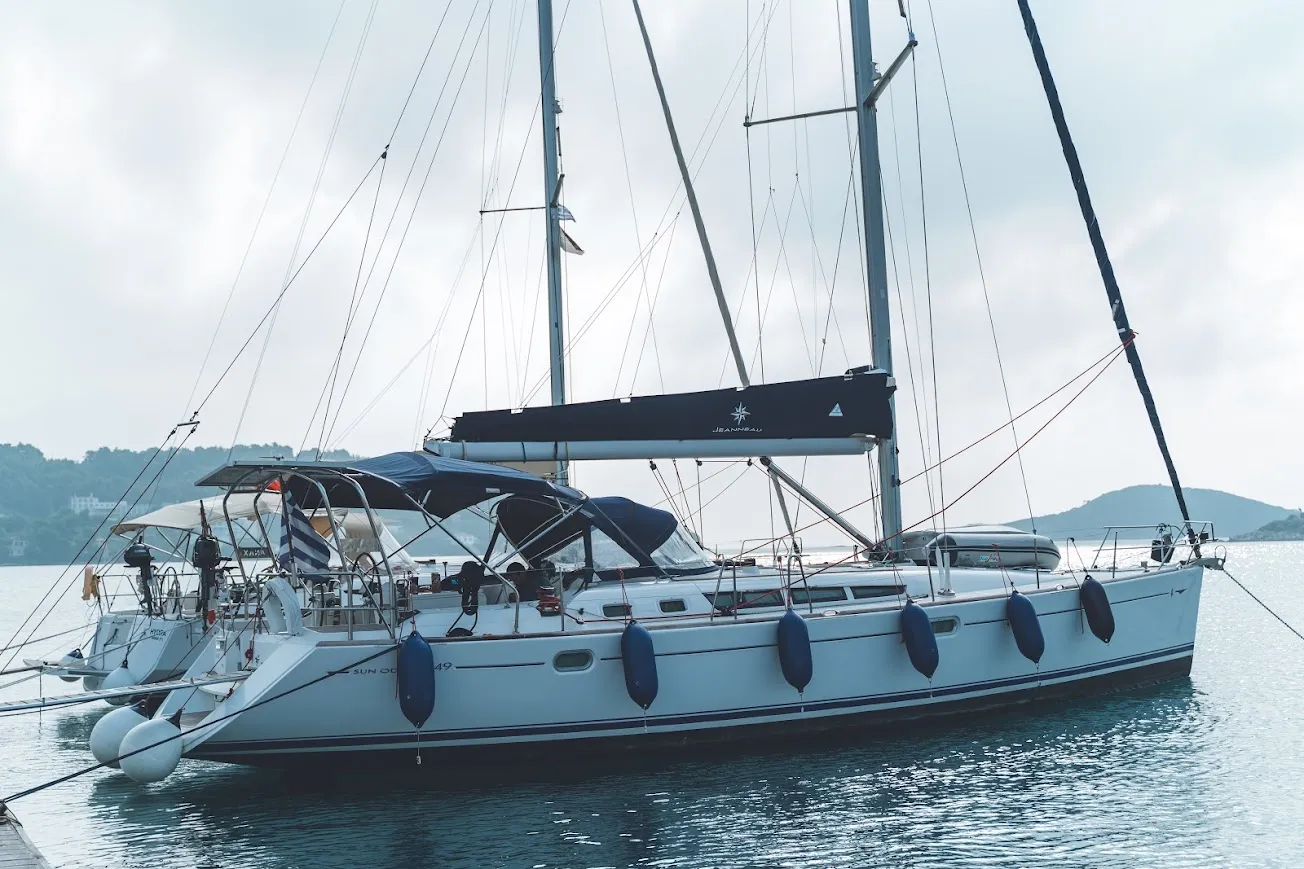 Sun Odyssey 49i Anax — Yachtfoto 22