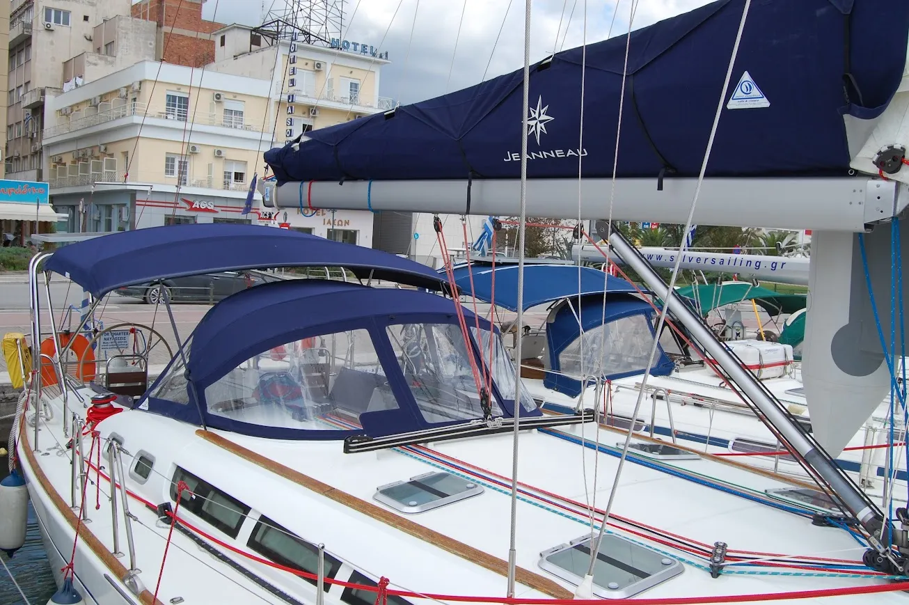 Sun Odyssey 49i Anax — Yachtfoto 13