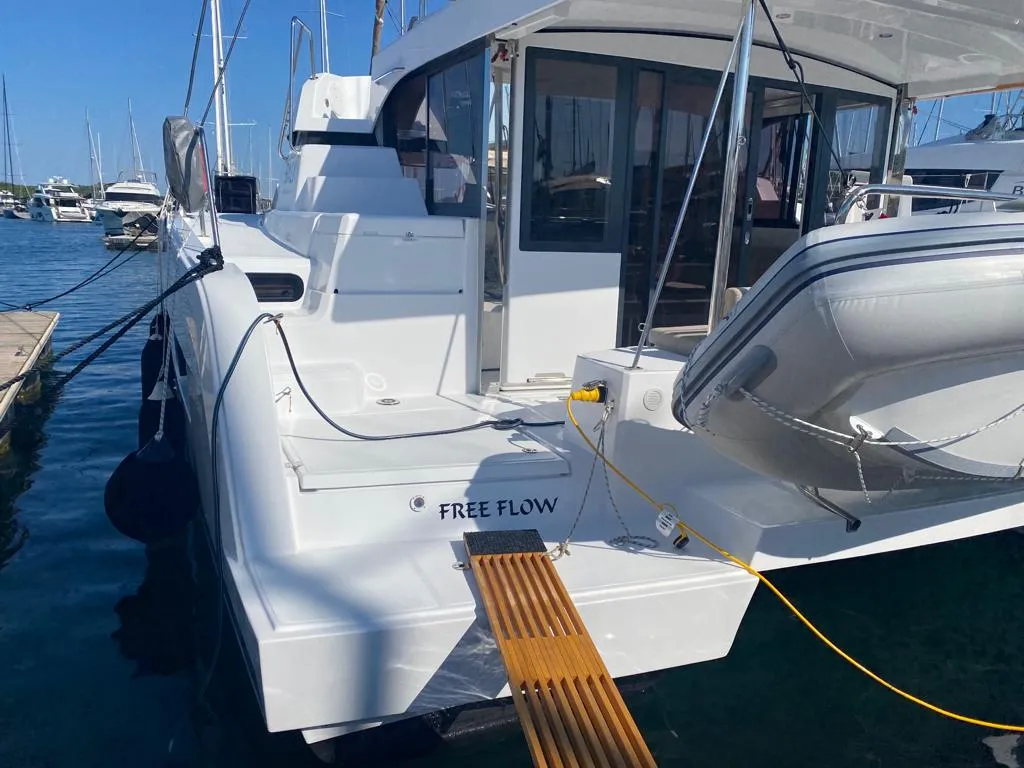 Bali Catamarans Bali Catspace Free Flow — фотография яхты 1