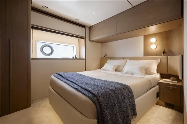 Azimut 82 Fly Balance Šibenik — yachtbilde 12