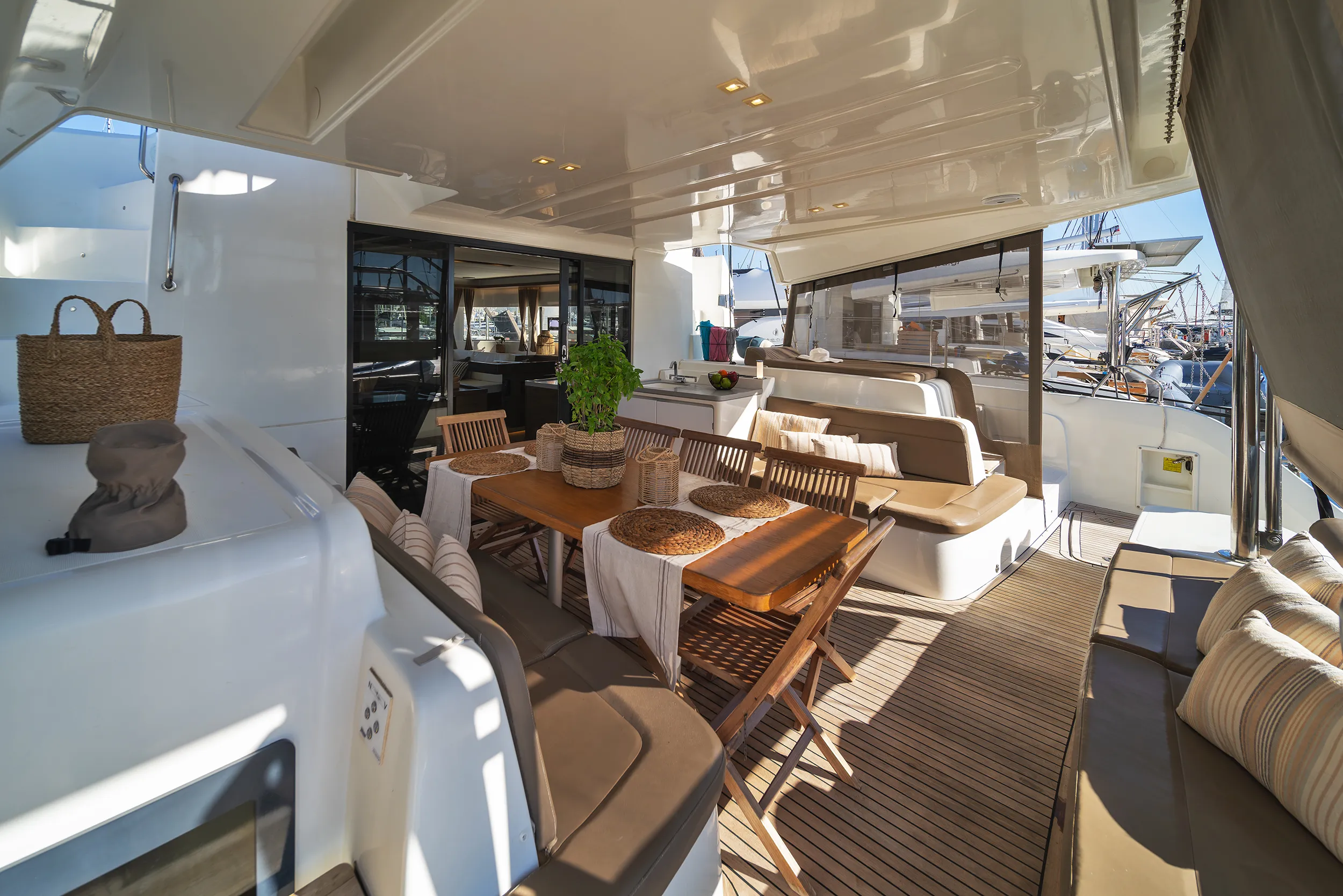 Lagoon 50 Spiros (ONLY SKIPPERED) — foto dello yacht n. 2