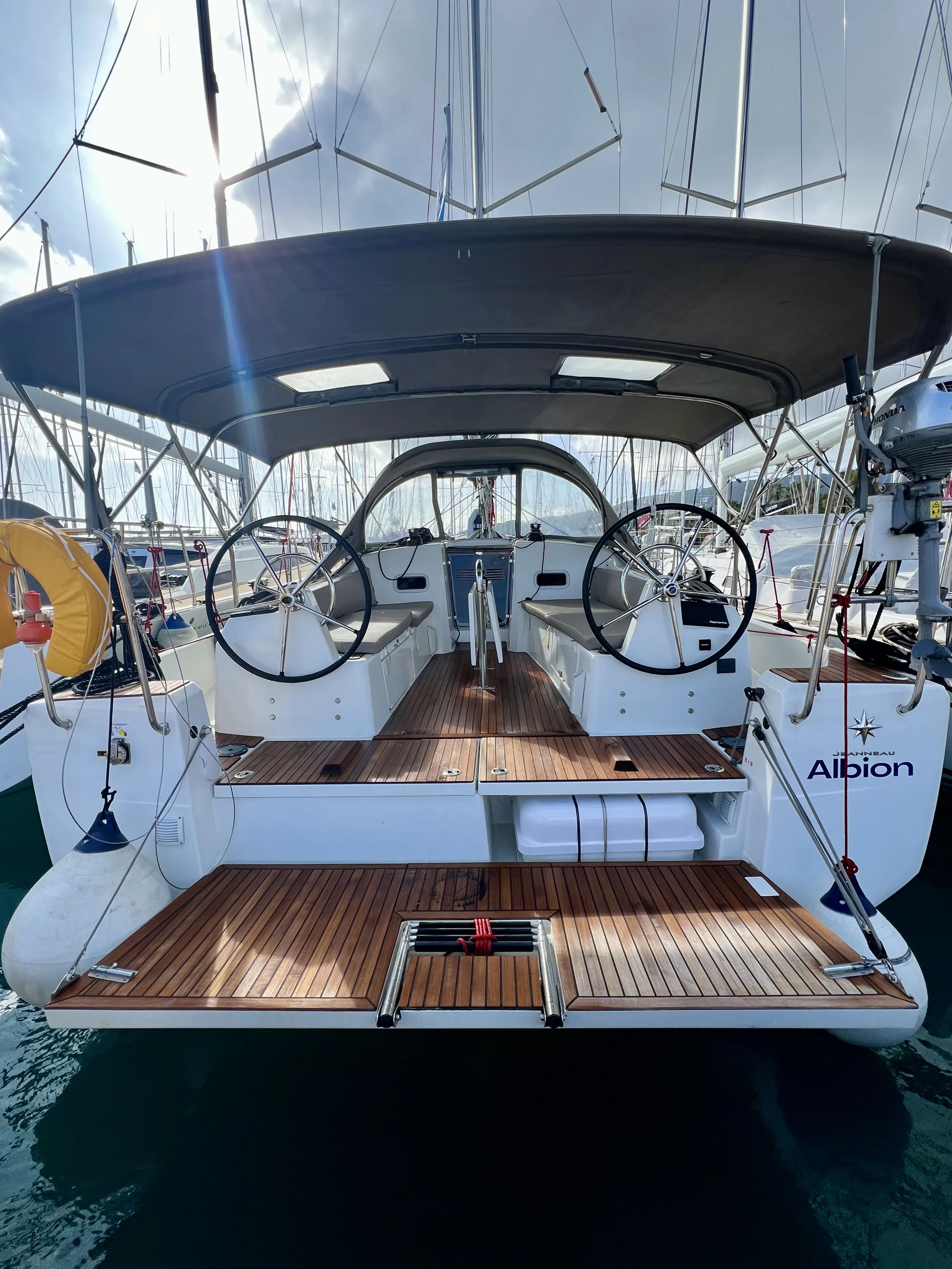 Sun Odyssey 380 Albion — foto dello yacht n. 2