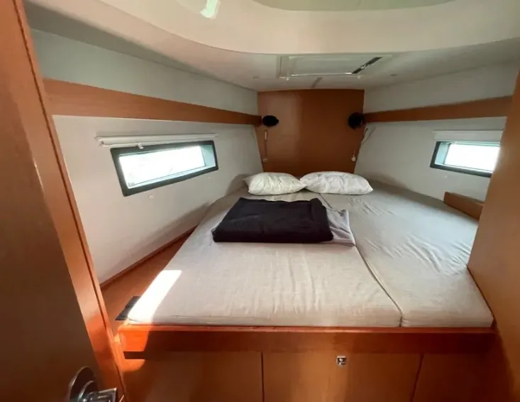 Bavaria C42 MAIA — фотография яхты 13