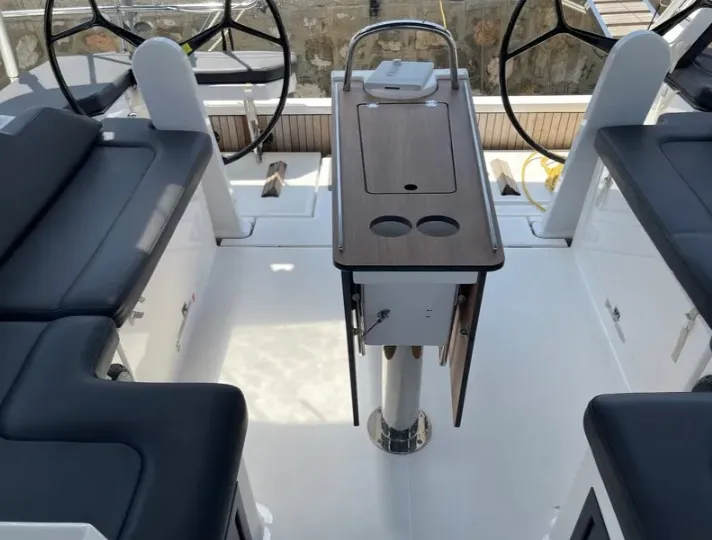 Bavaria C42 MAIA — фотография яхты 17