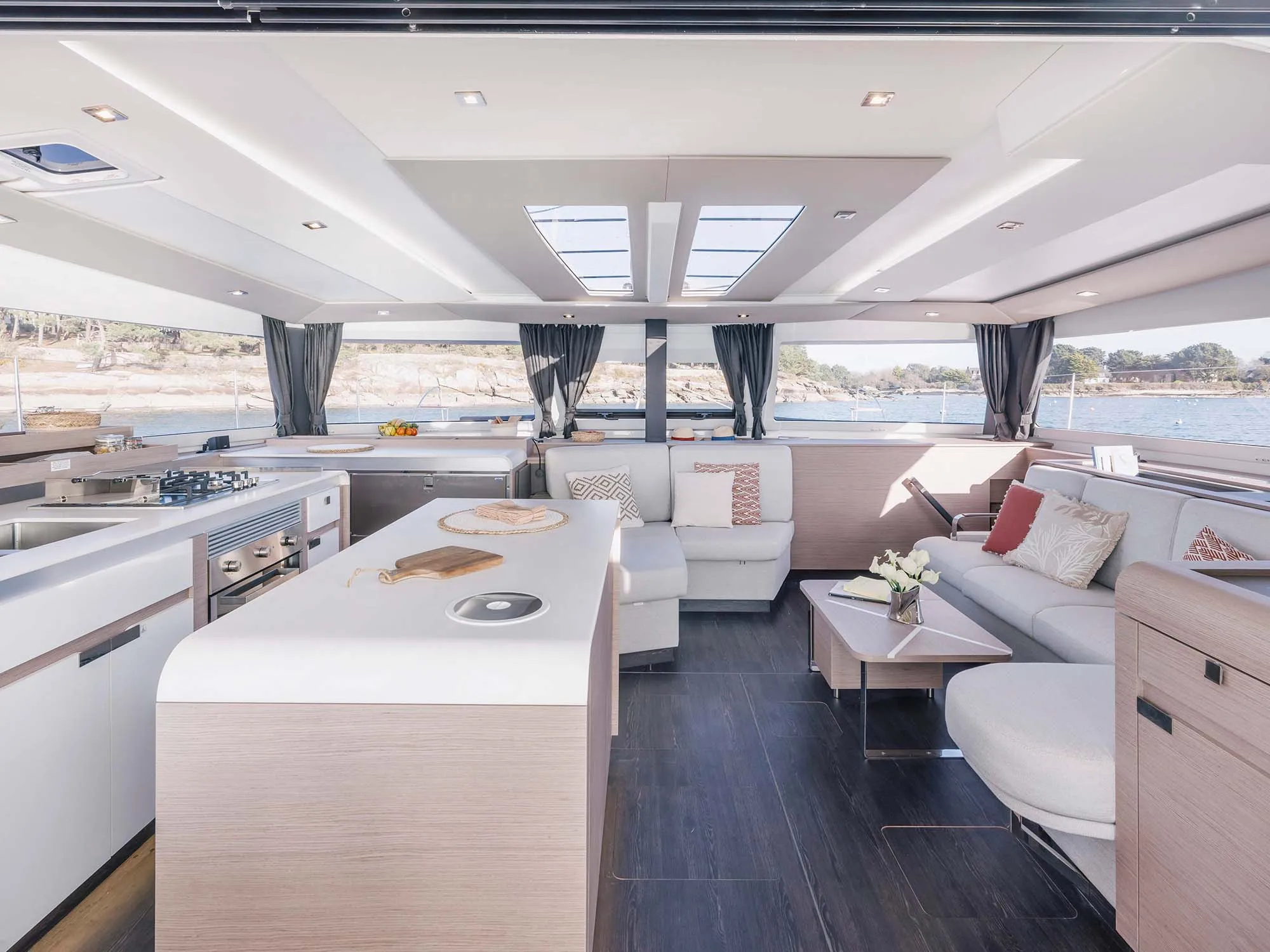 Aura 51 ALAIA — foto dello yacht n. 3