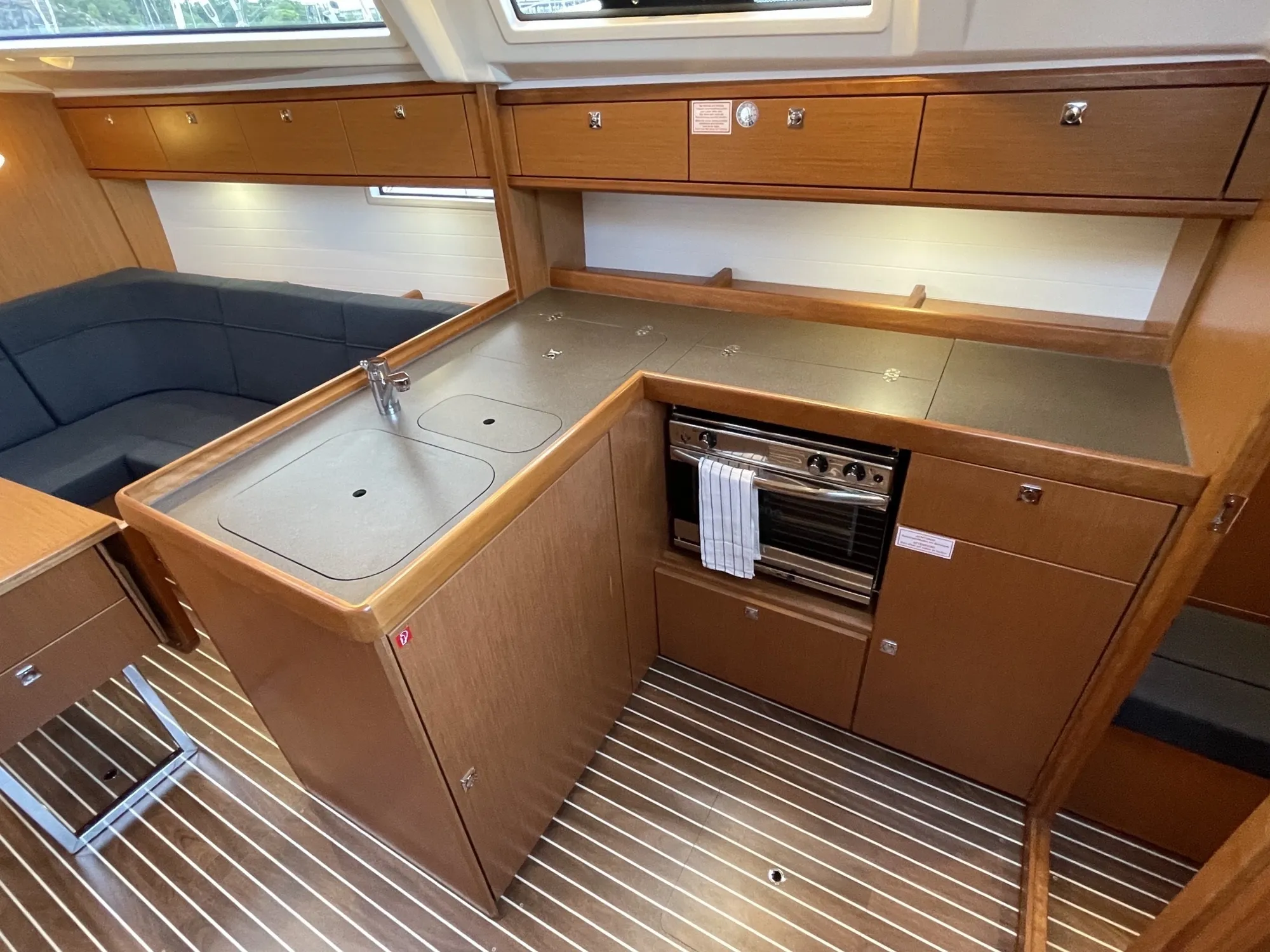 Bavaria Cruiser 37 Simone — fotografia jachty 12
