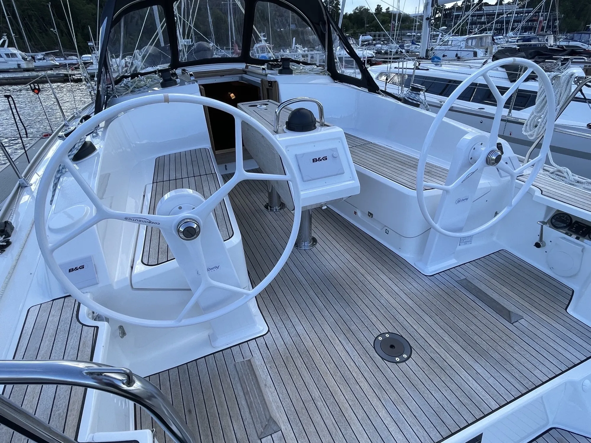 Bavaria Cruiser 37 Simone — fotografia jachty 9