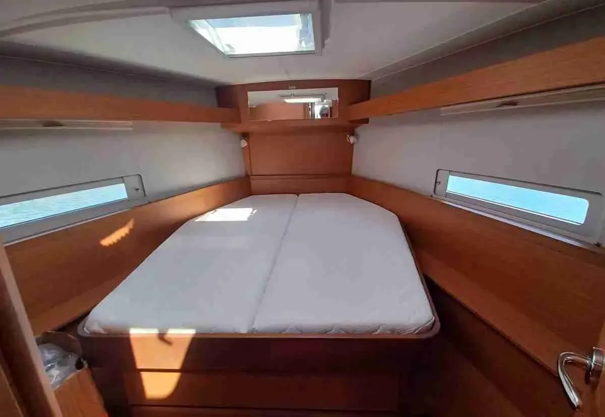Dufour 430 Sanluis Blues — jahtikuva 8