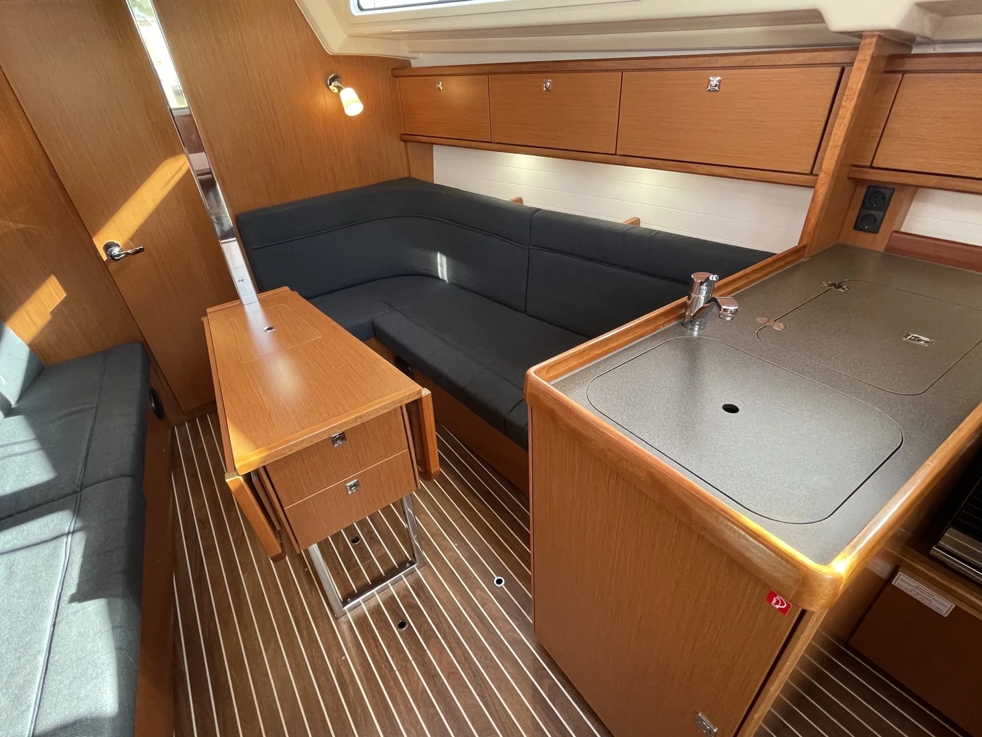 Bavaria Cruiser 34 Ilse — fotografia jachty 11