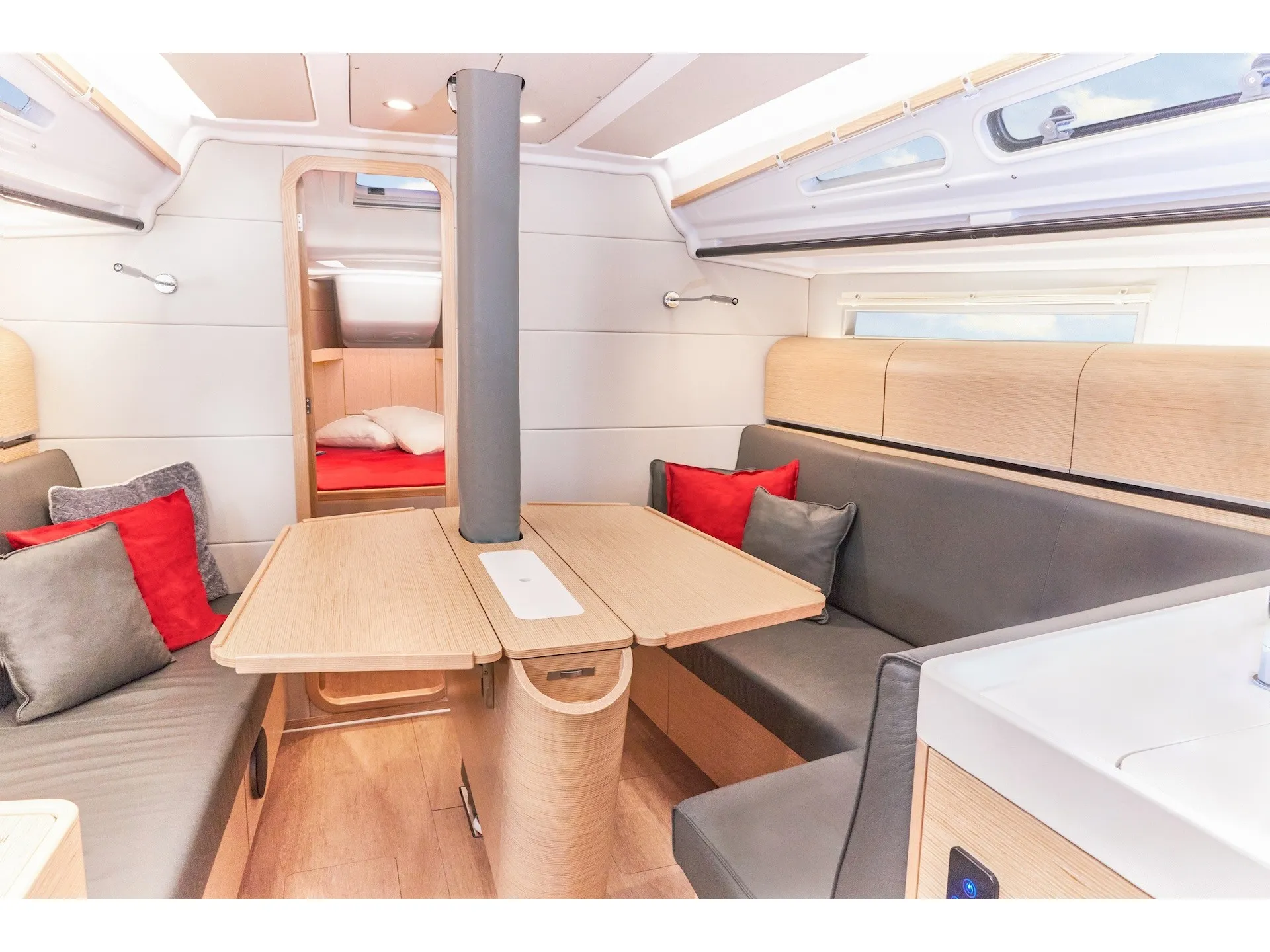 Dehler 38 SQ Just B! — фотография яхты 5