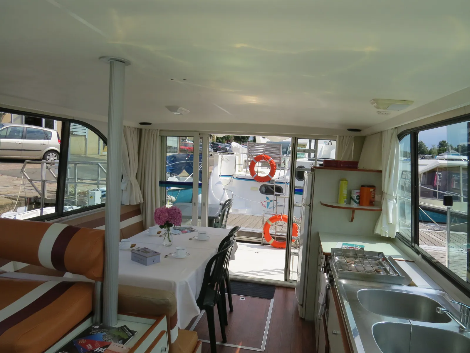Nicols Sedan 1010 Mandoline — yacht photo 2