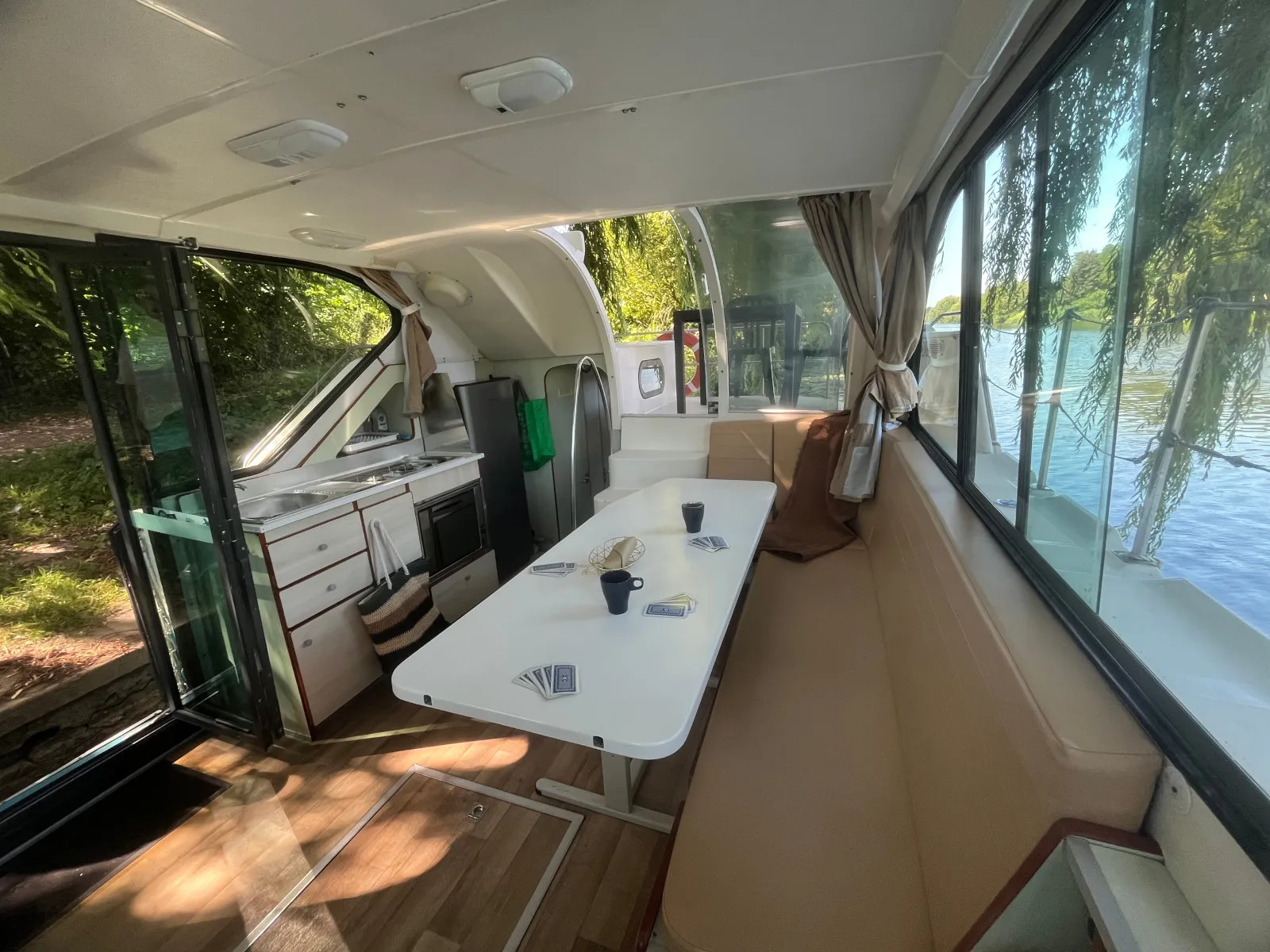 Nicols Confort 1100 Adagio — yacht photo 2