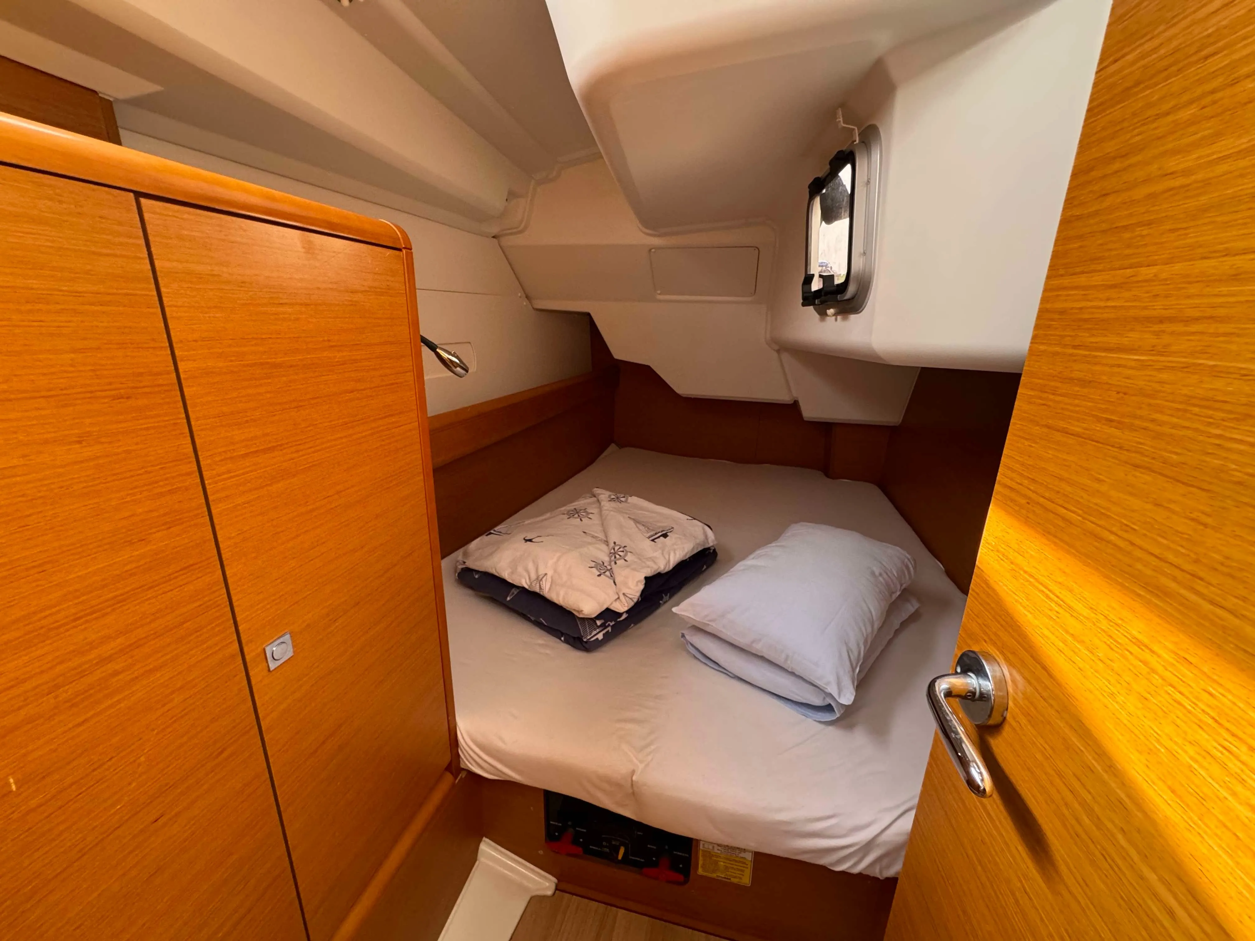 Sun Odyssey 389 DUST IN THE WIND — foto dello yacht n. 3