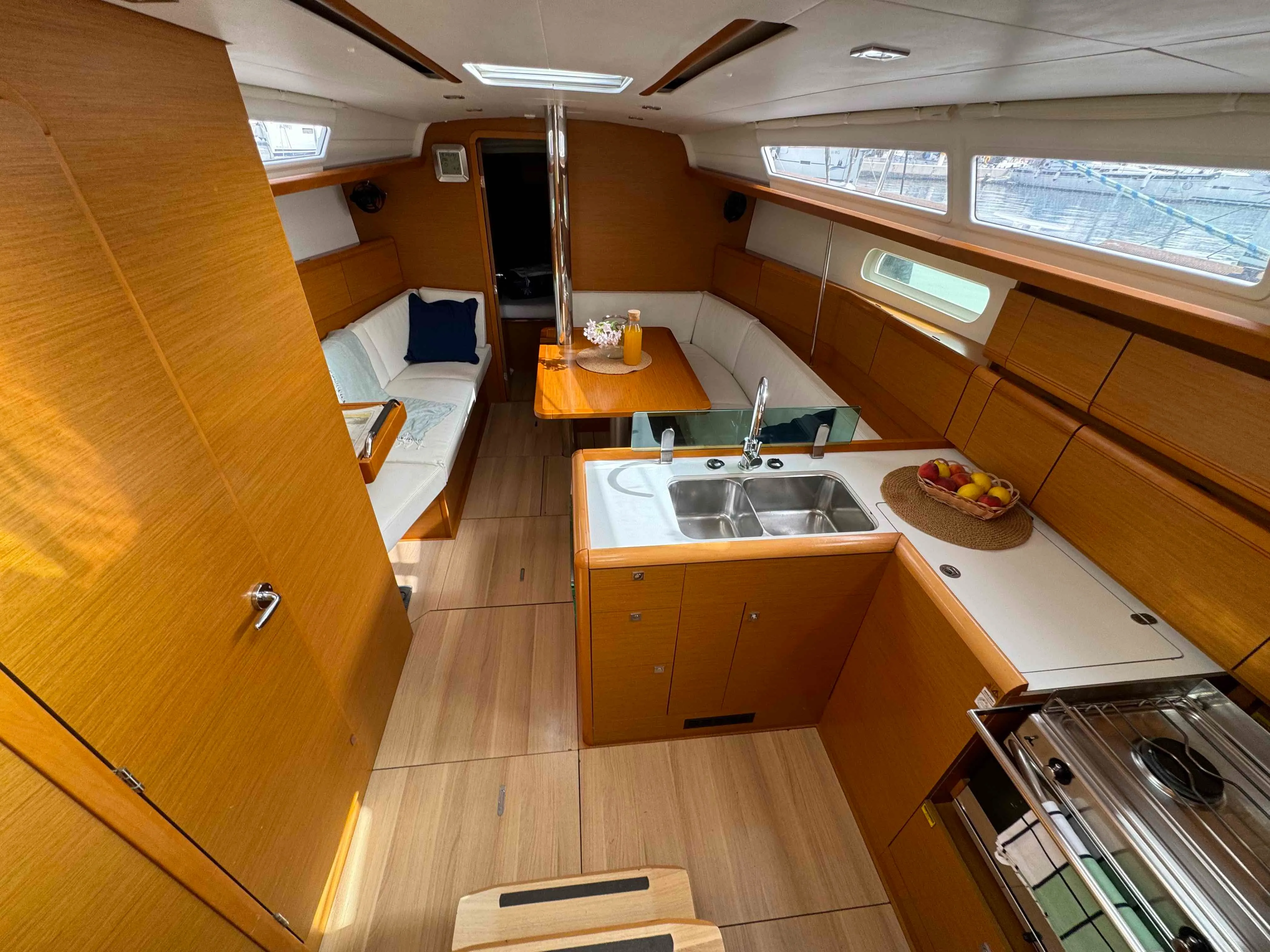 Sun Odyssey 389 ACE OF SPADES — foto dello yacht n. 9