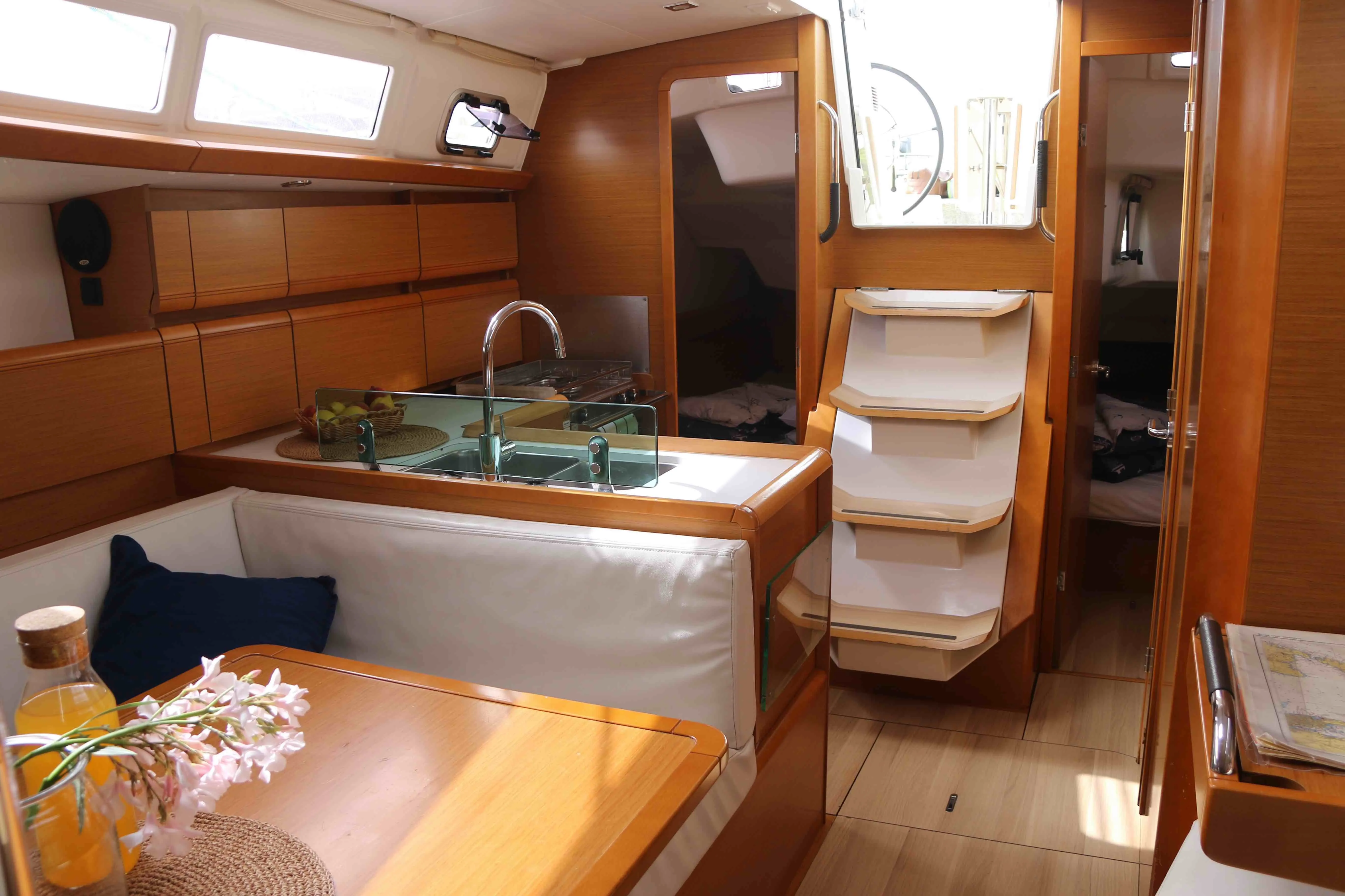 Sun Odyssey 389 ACE OF SPADES — foto dello yacht n. 8